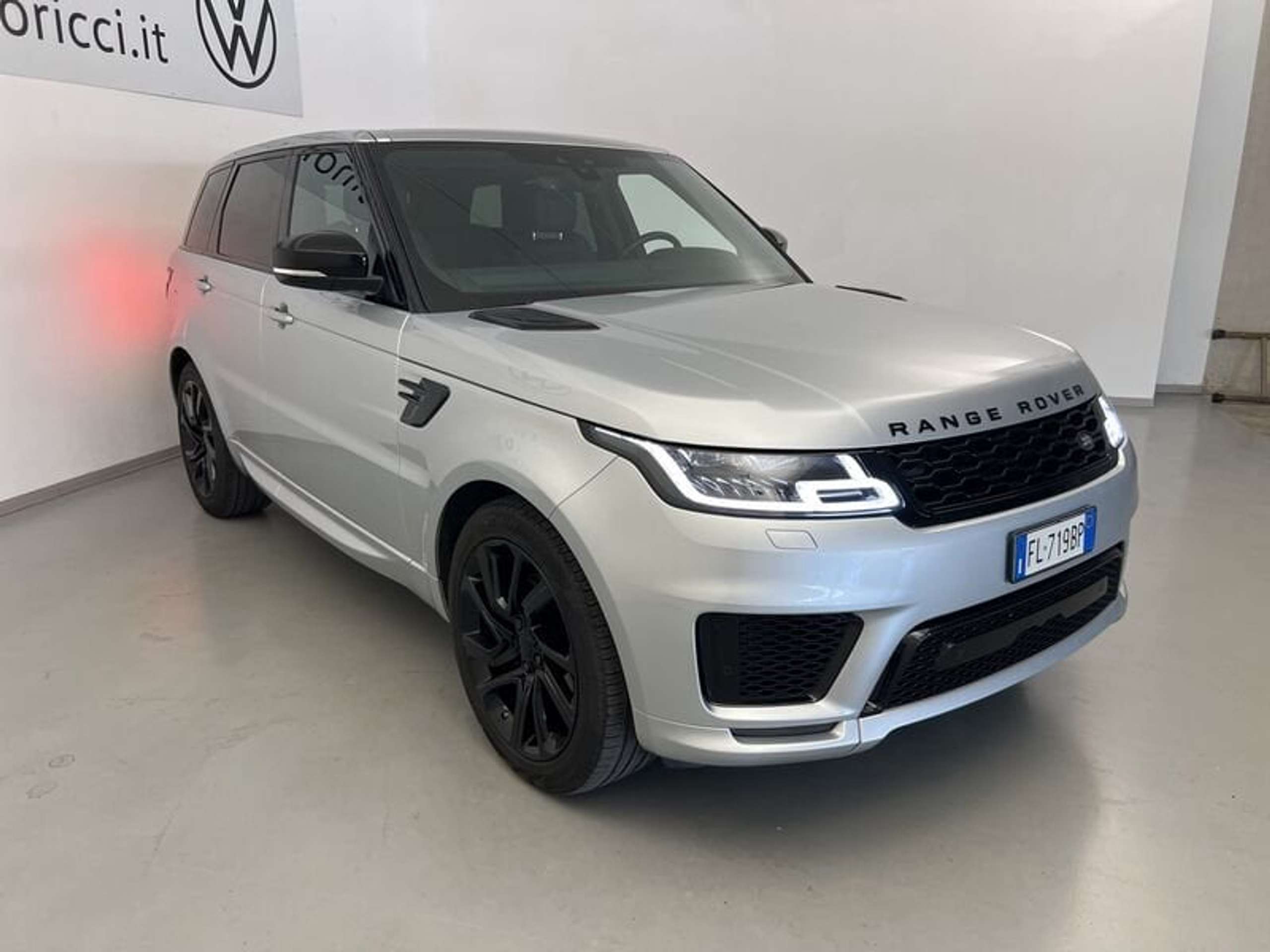 Land Rover - Range Rover Sport