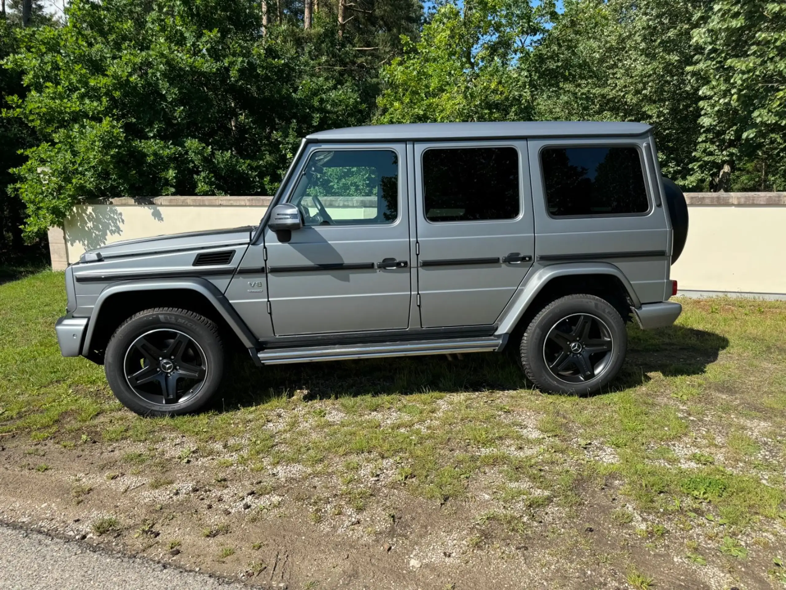 Mercedes-Benz - G 500