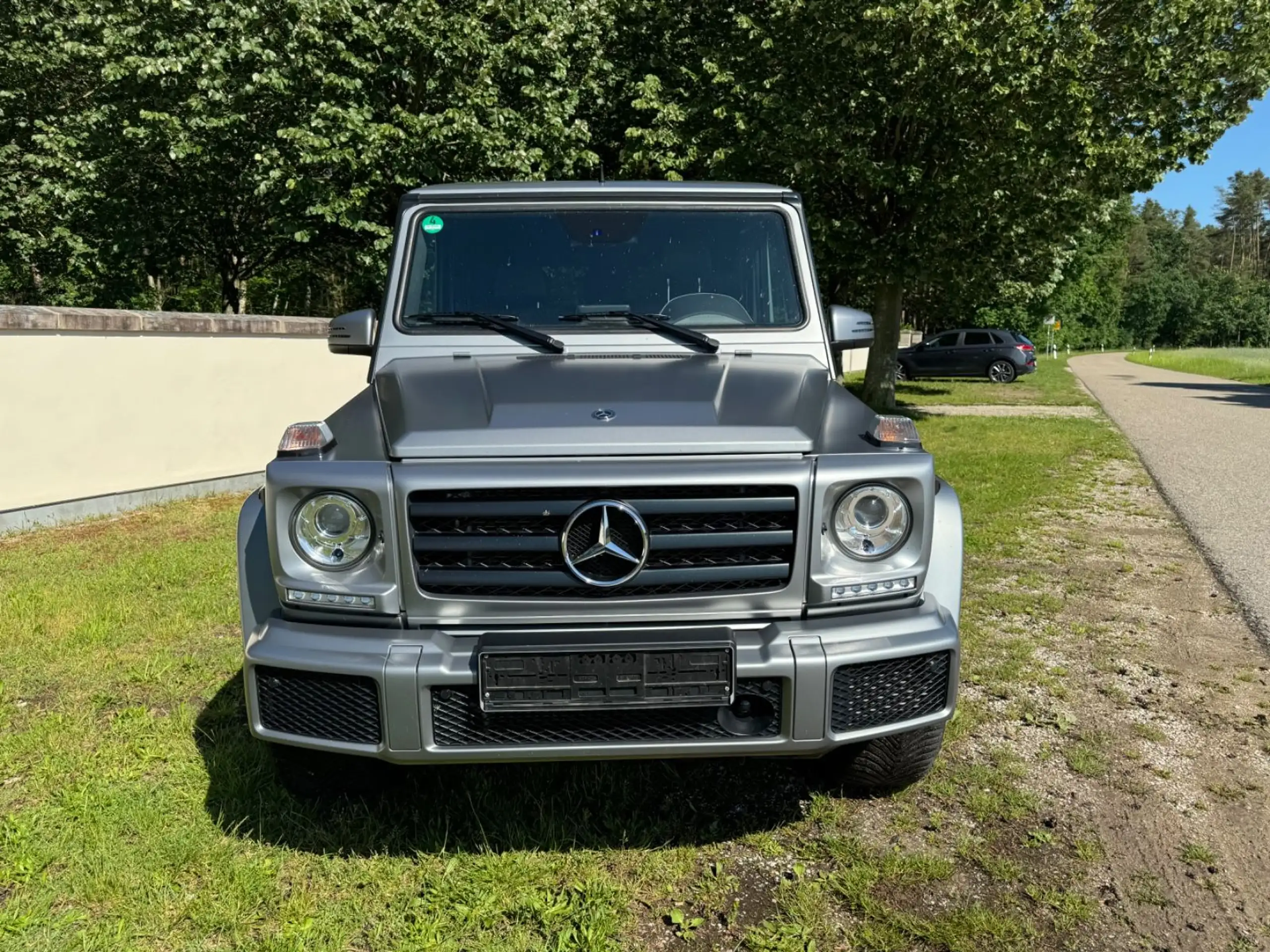 Mercedes-Benz - G 500