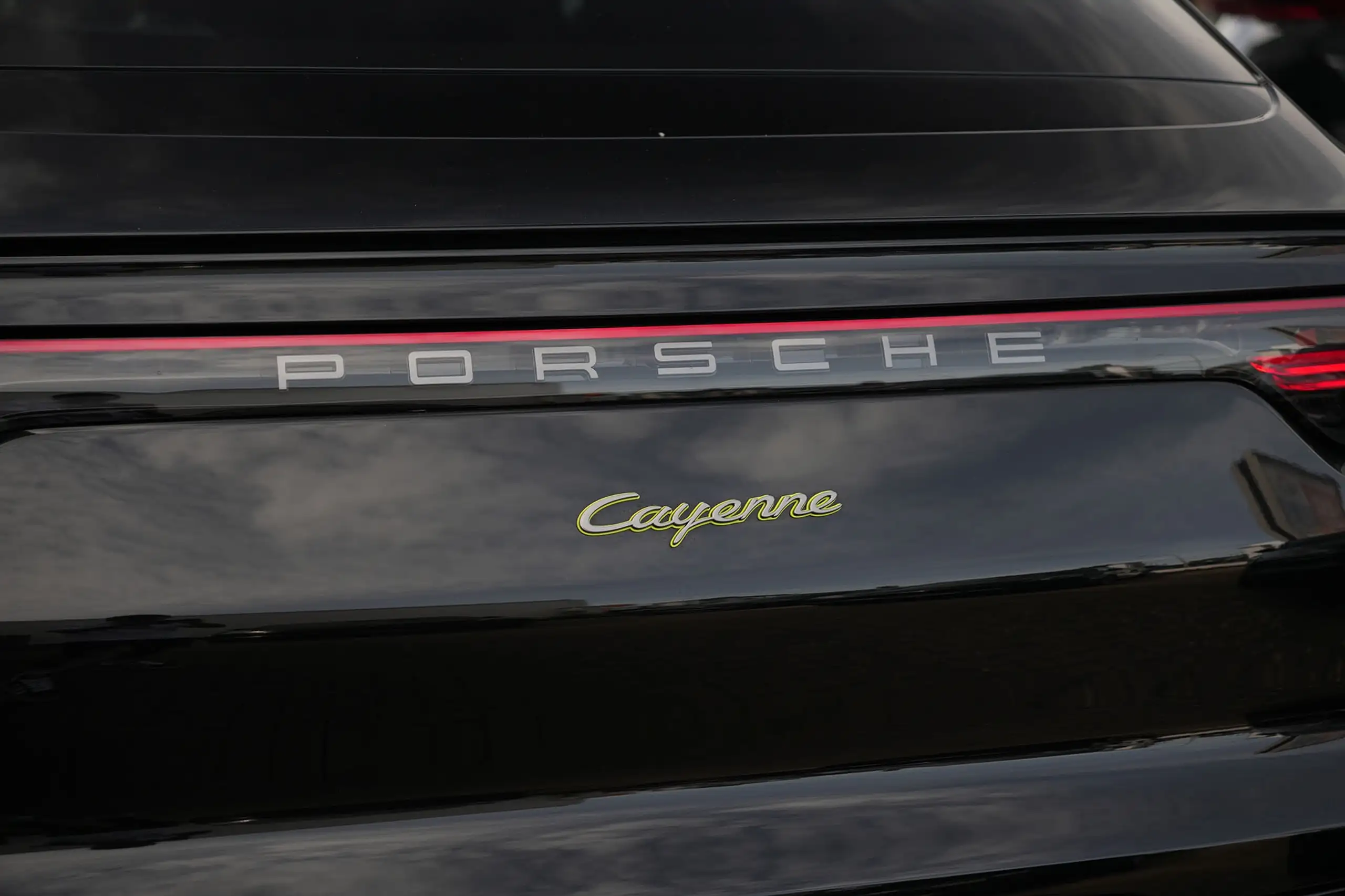 Porsche - Cayenne