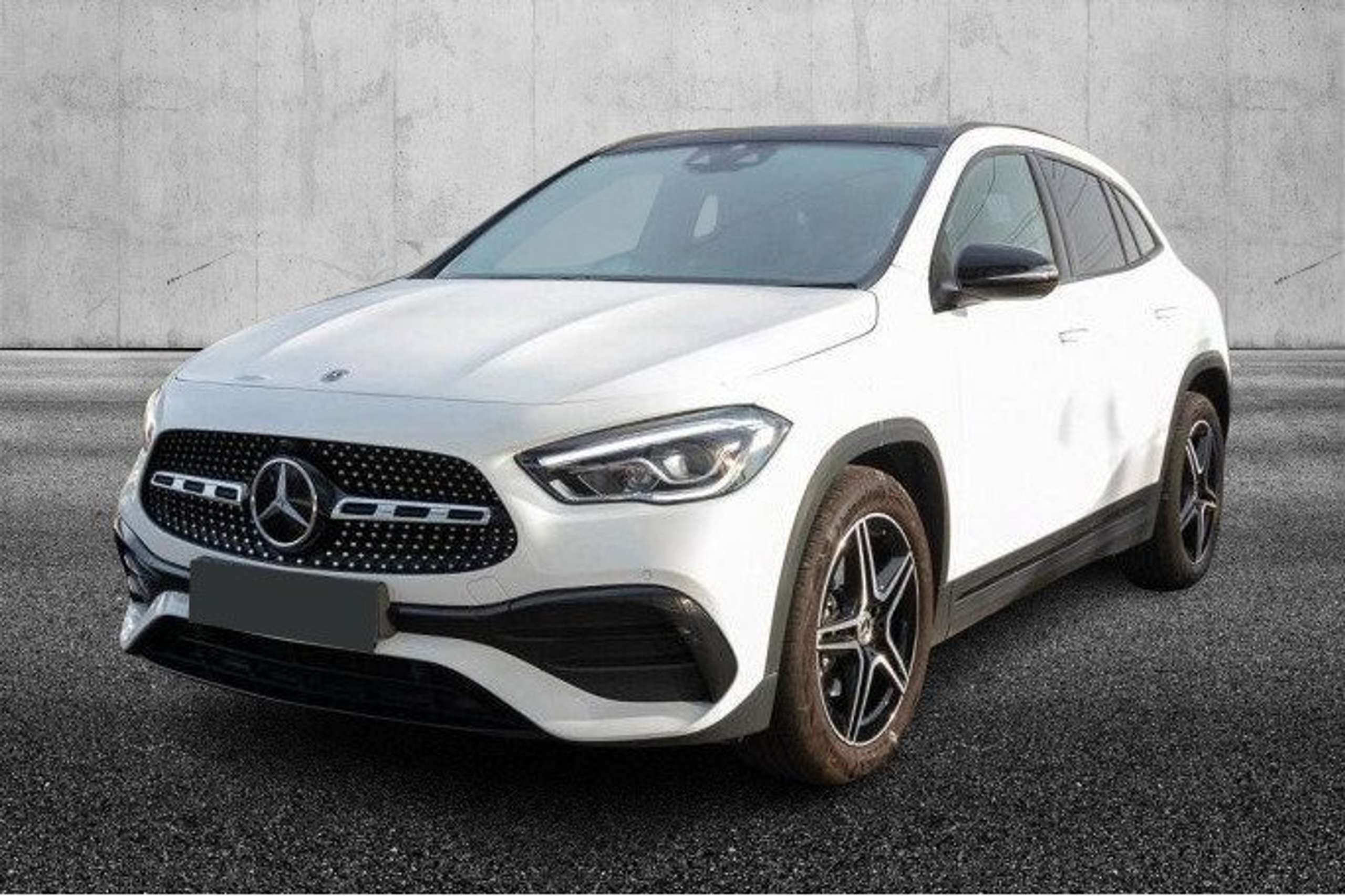 Mercedes-Benz - GLA 180