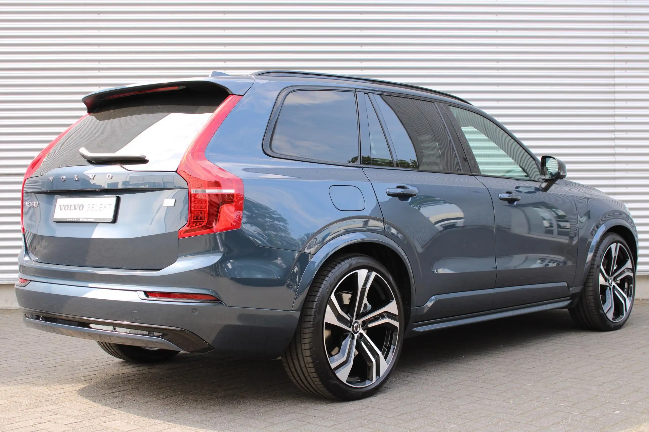 Volvo - XC90