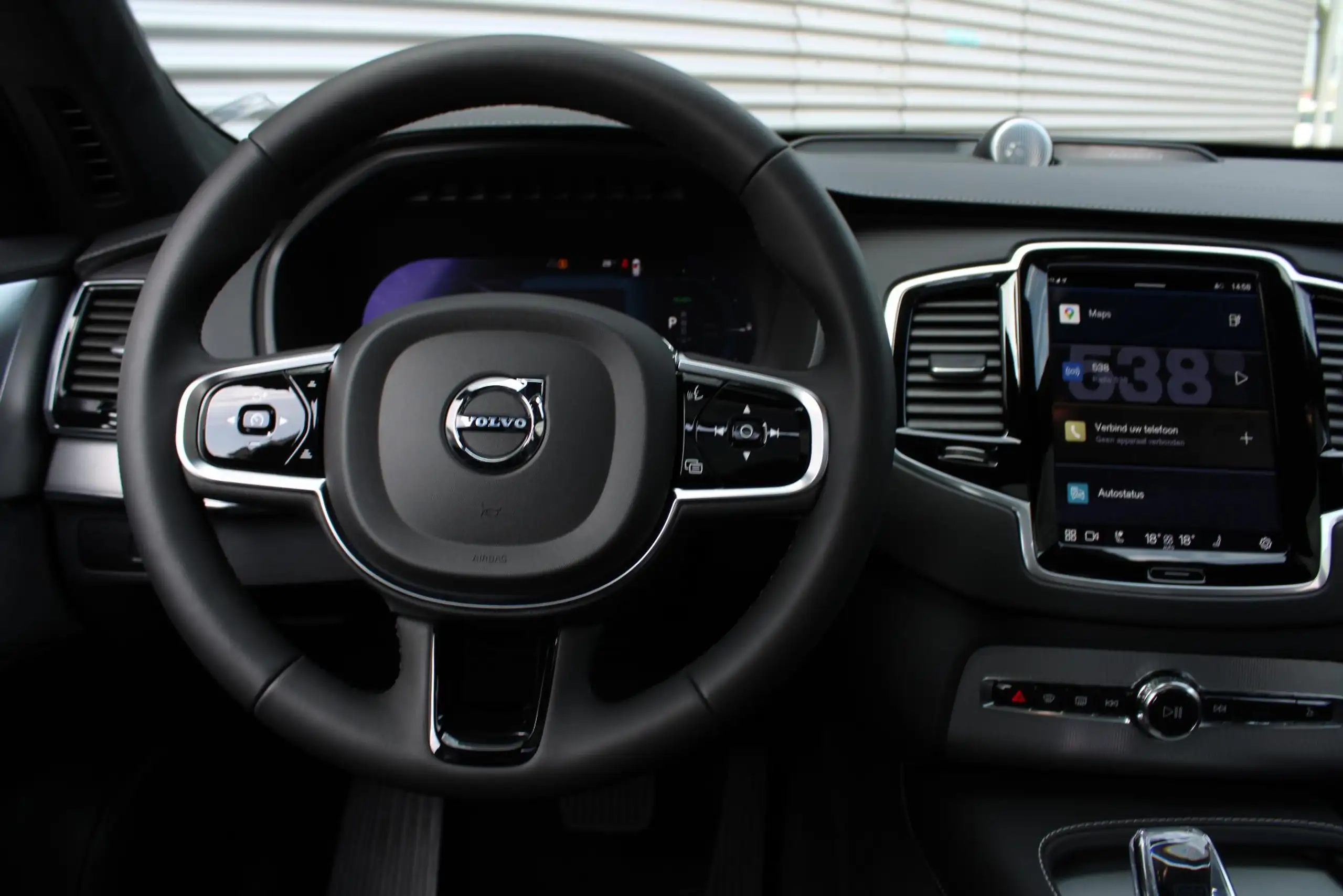 Volvo - XC90