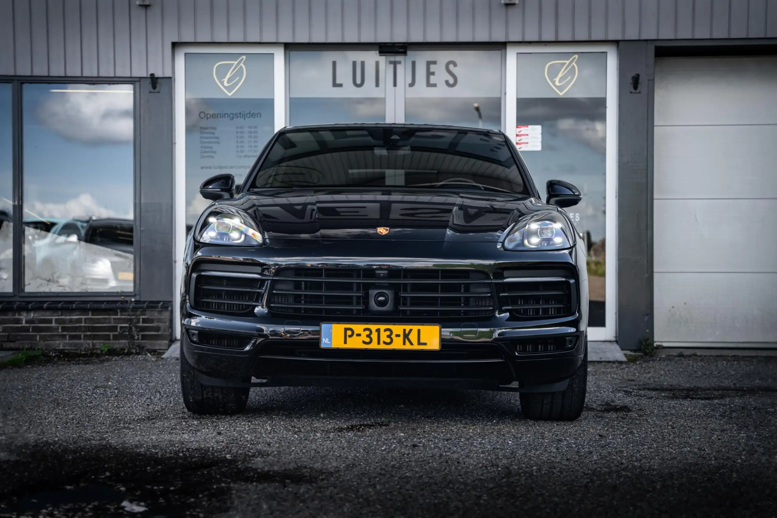 Porsche - Cayenne