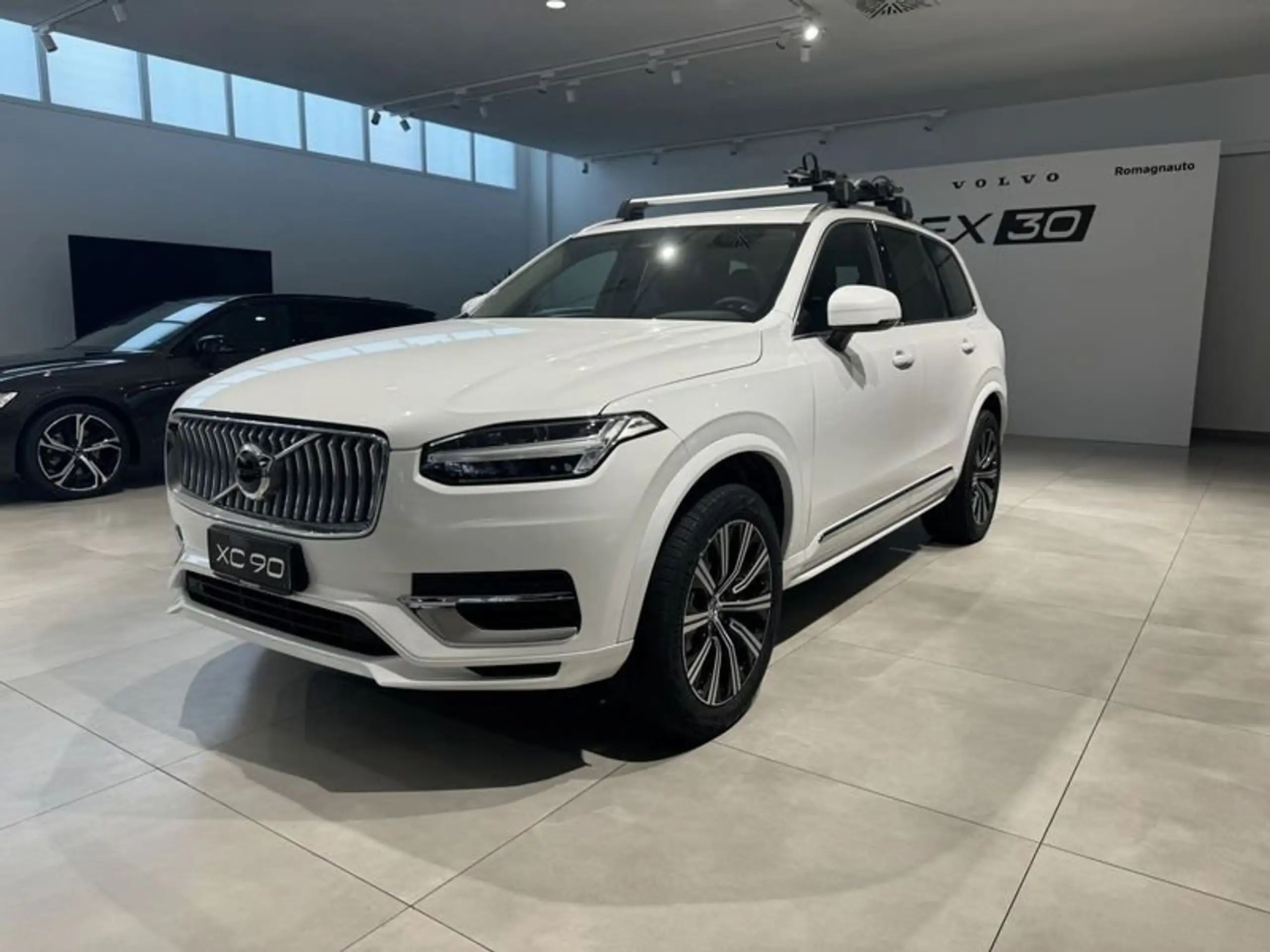 Volvo - XC90