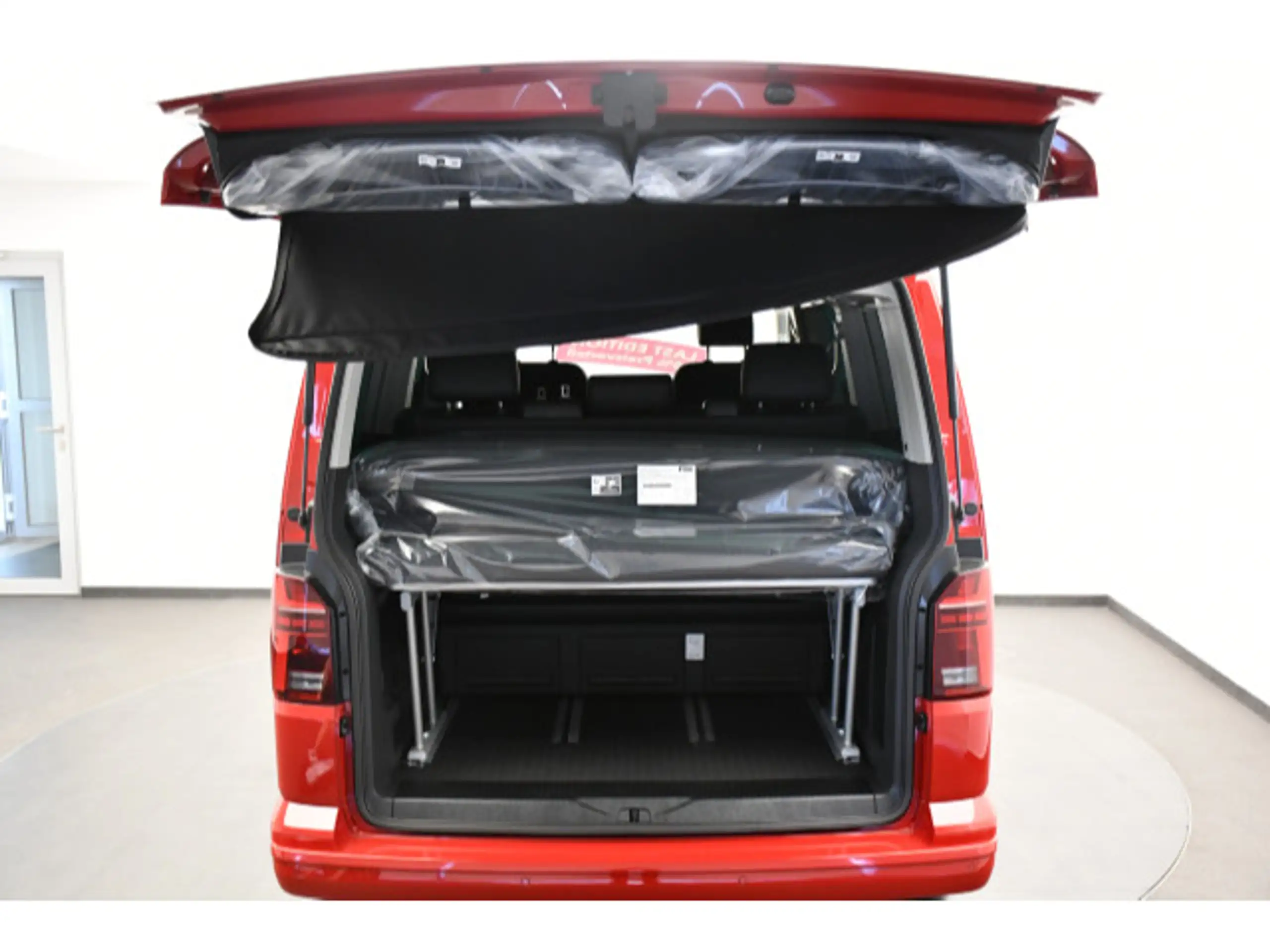 Volkswagen - T6.1 California