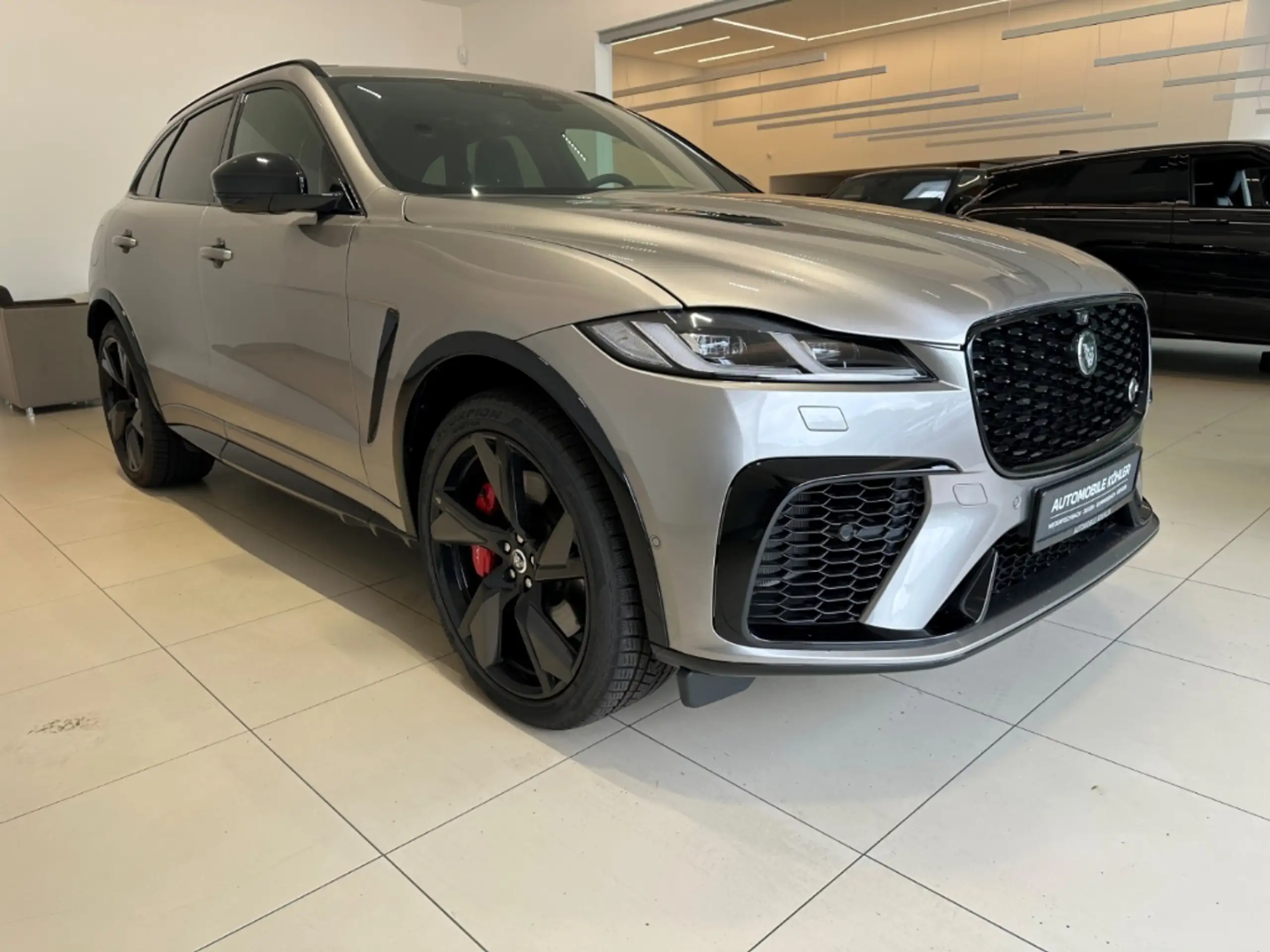 Jaguar - F-Pace