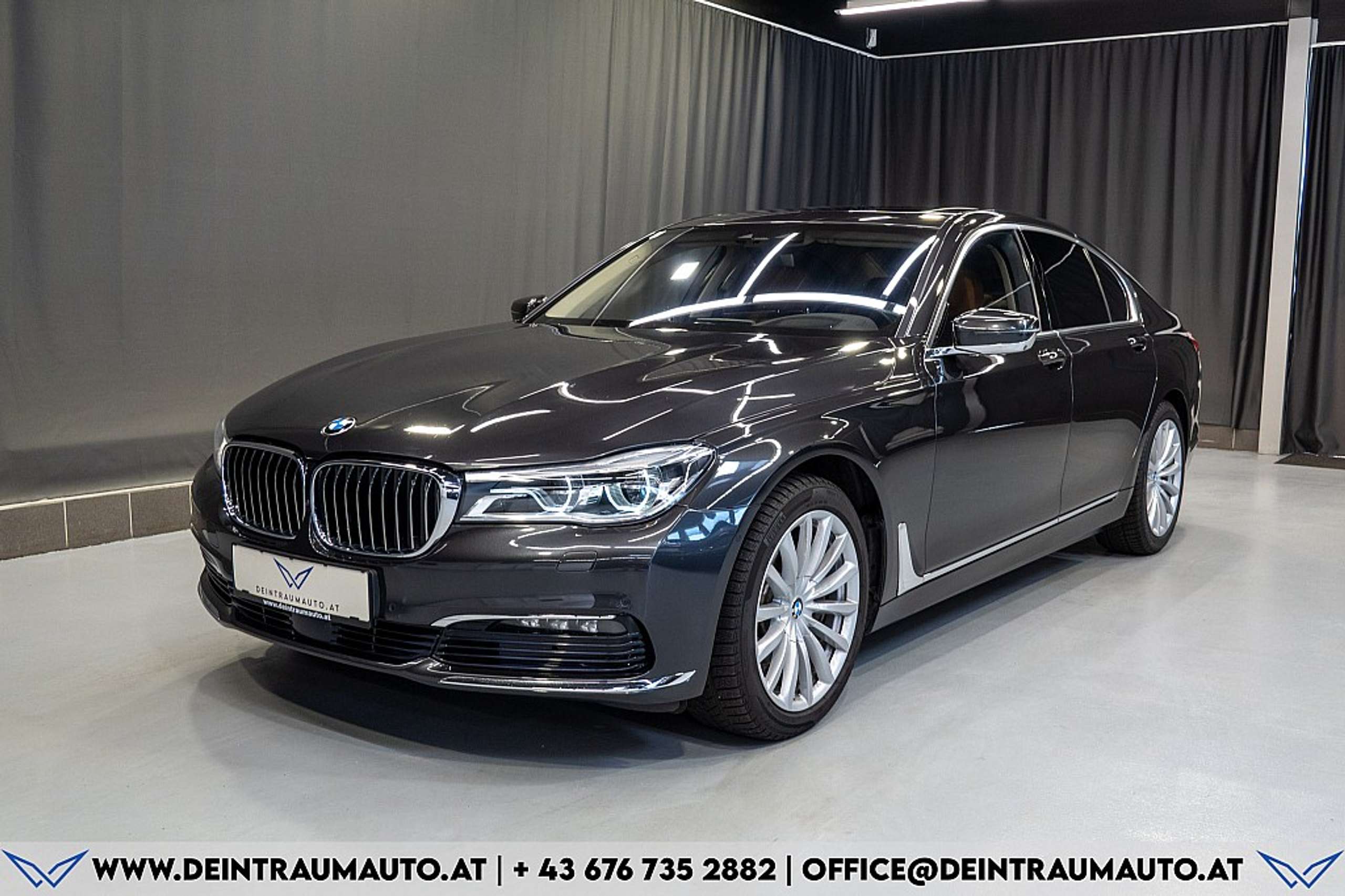 BMW 750 2017