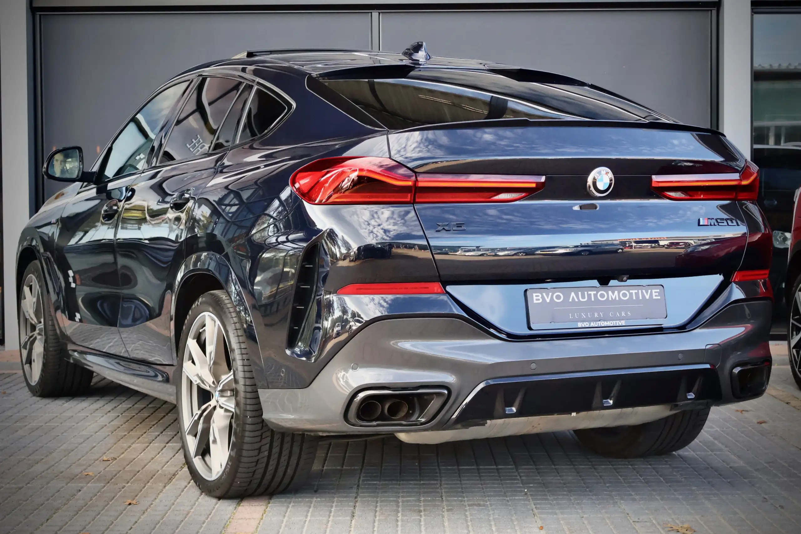 BMW - X6