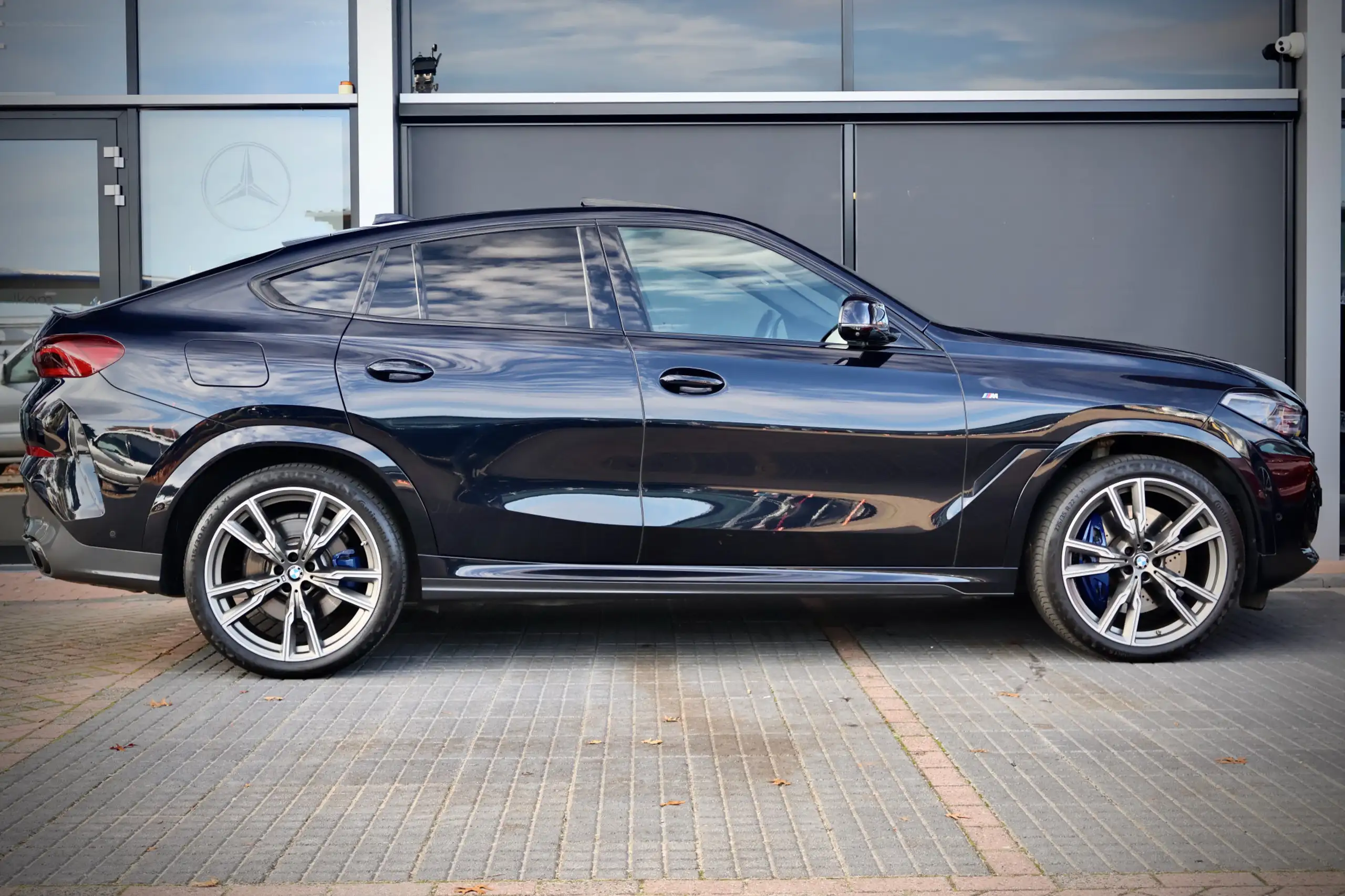 BMW - X6