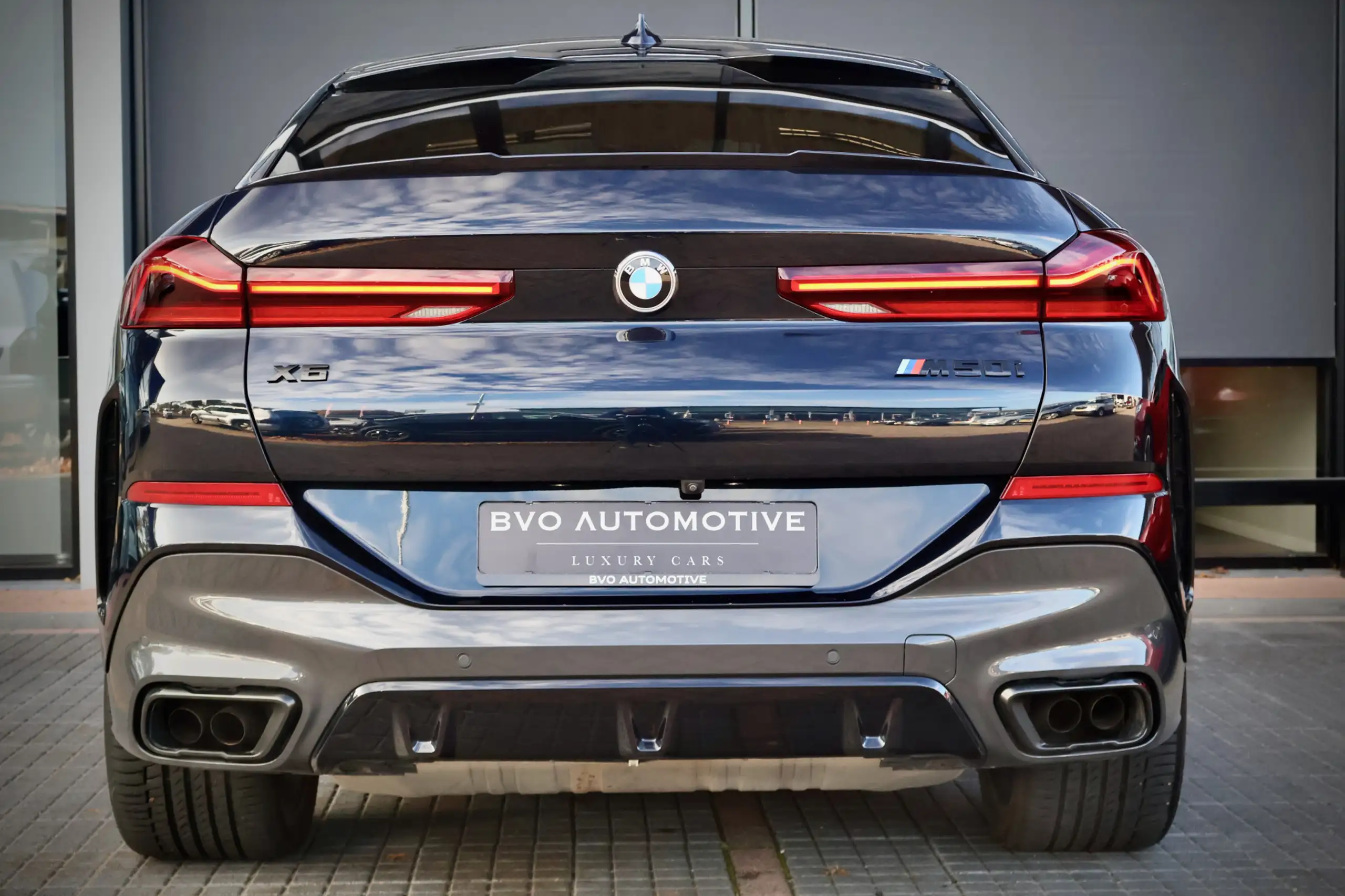 BMW - X6