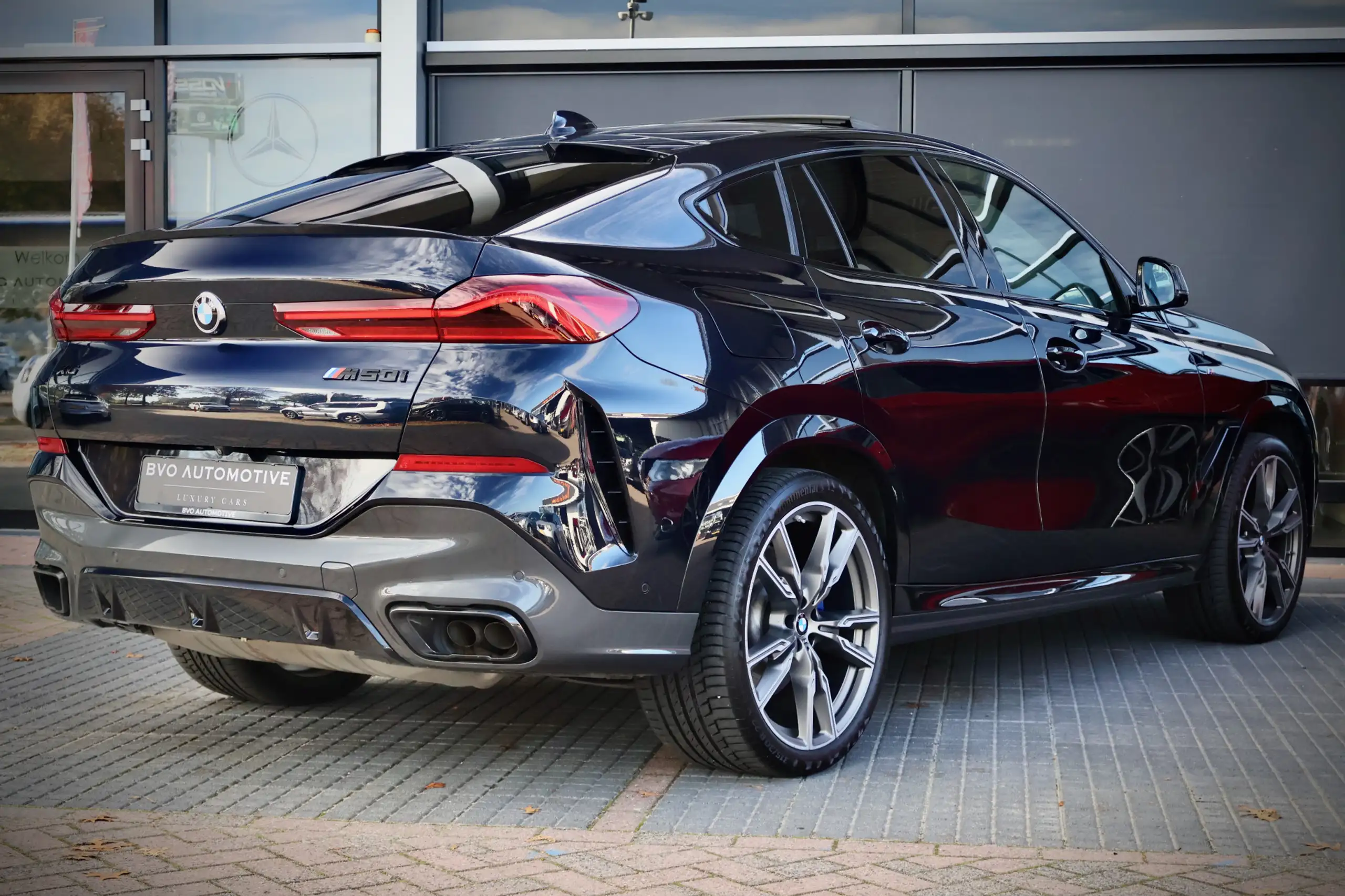 BMW - X6