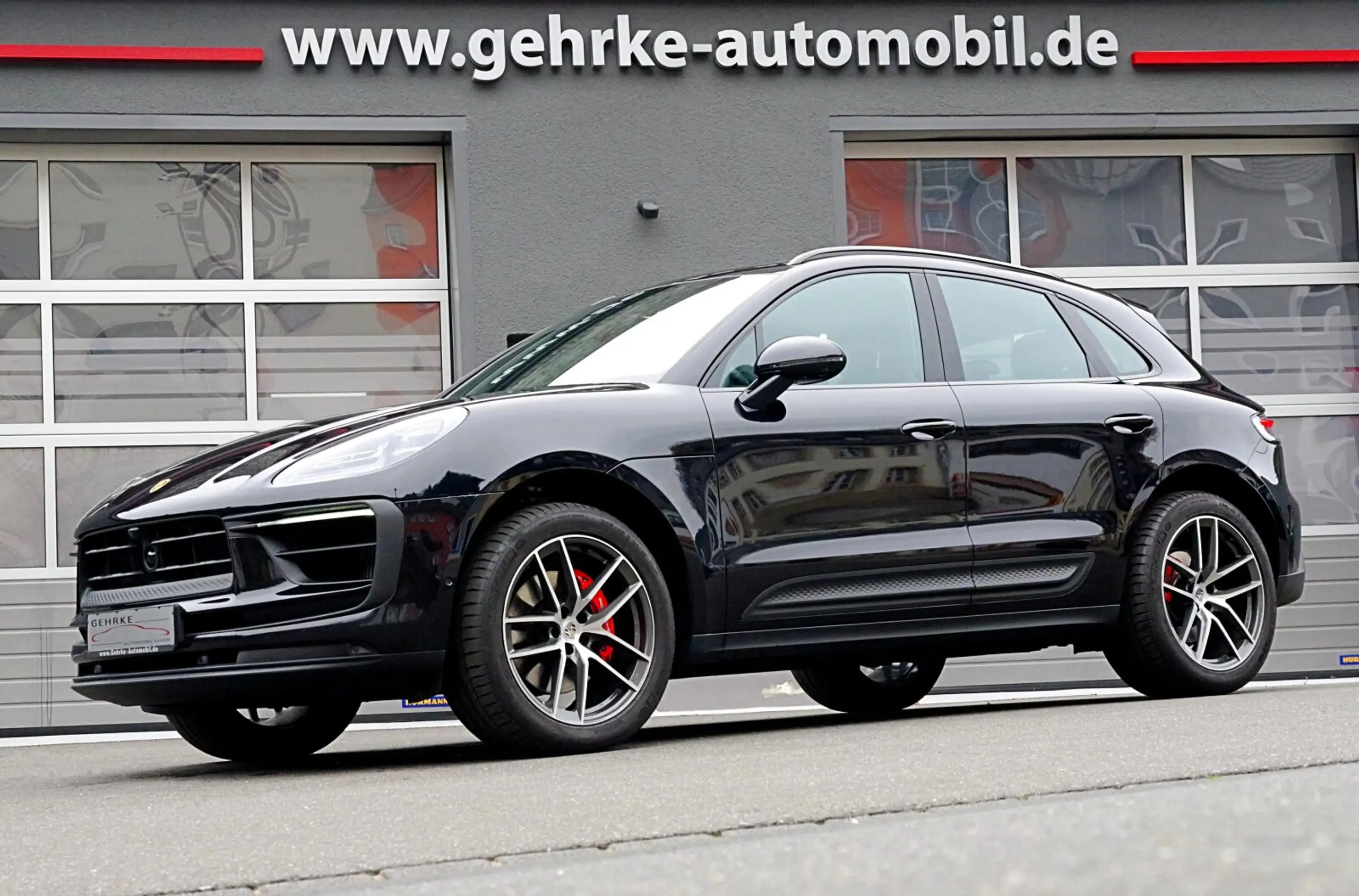 Porsche - Macan