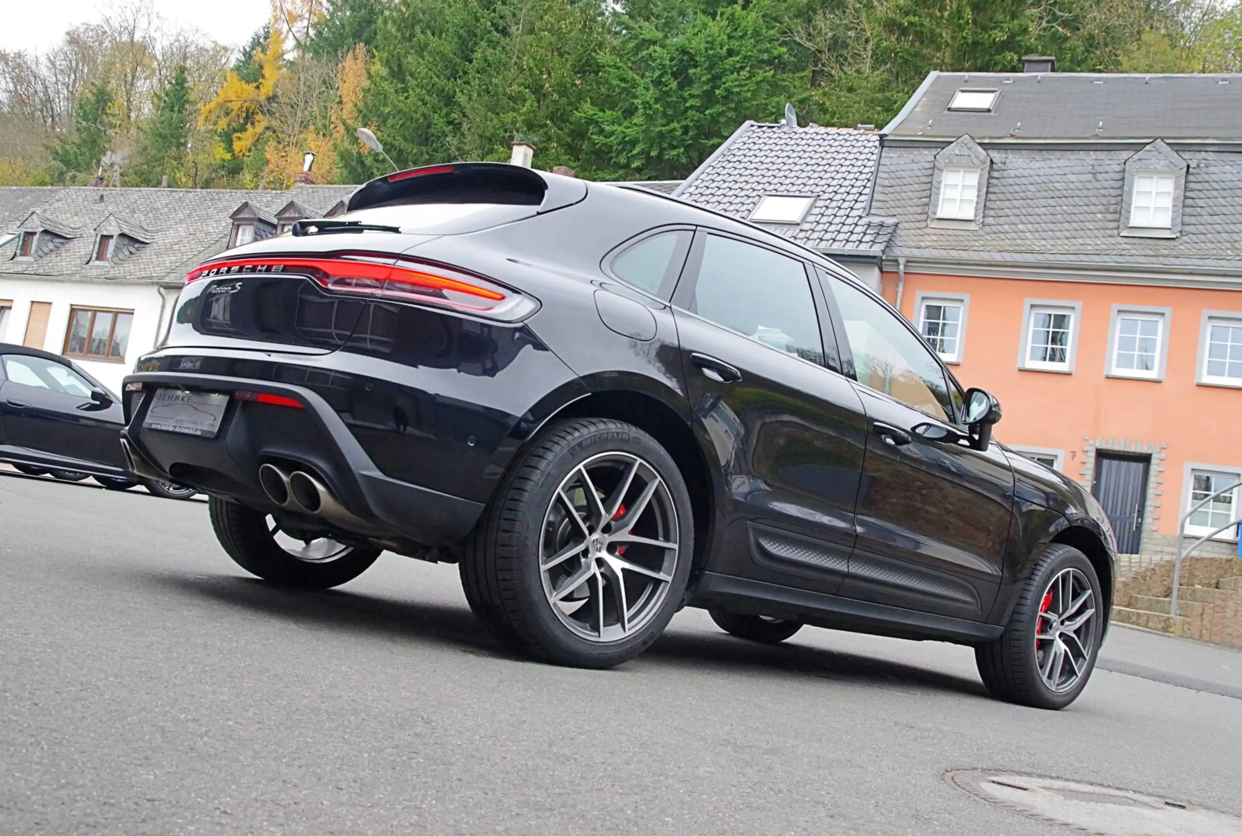 Porsche - Macan