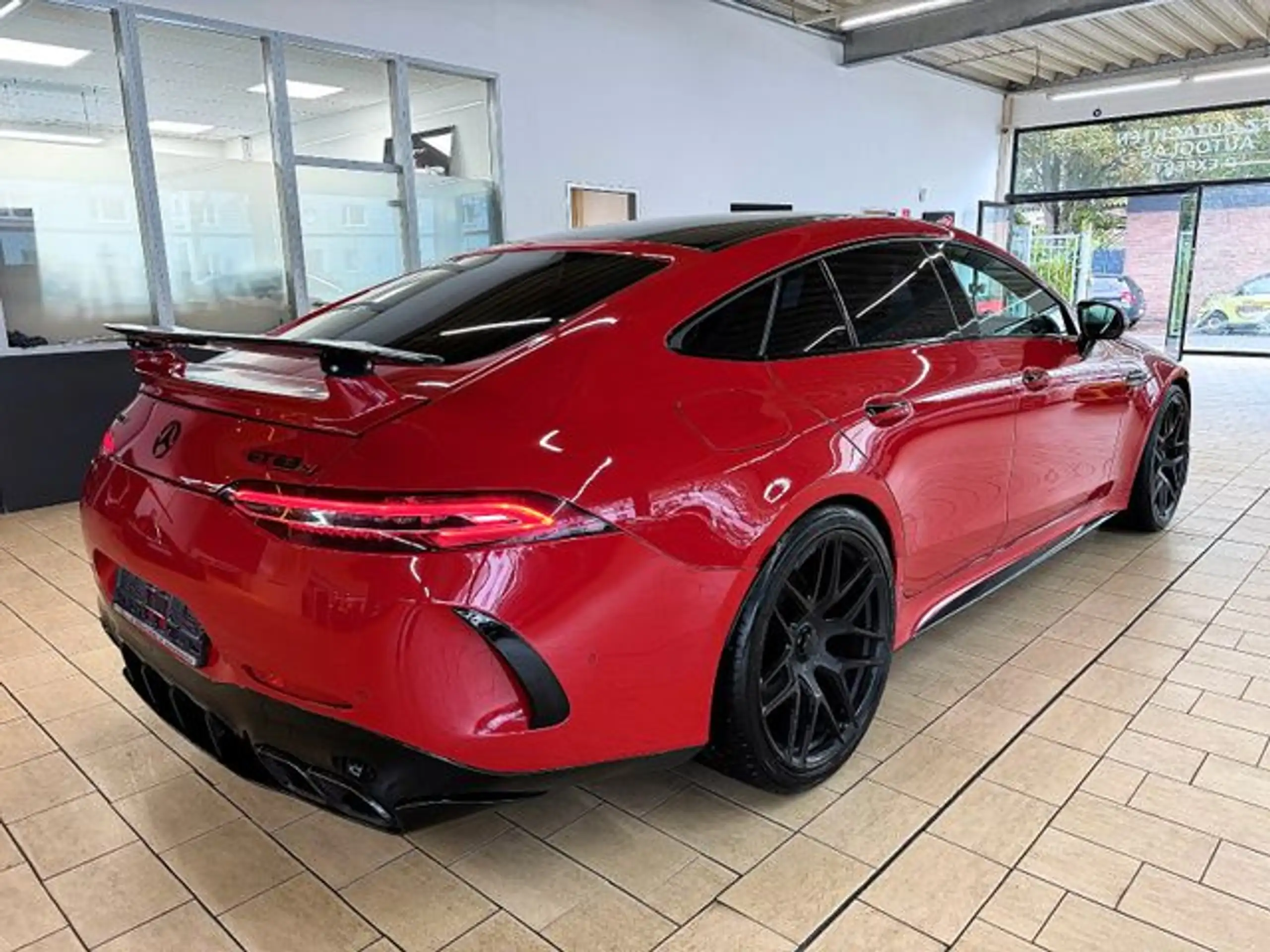 Mercedes-Benz - AMG GT