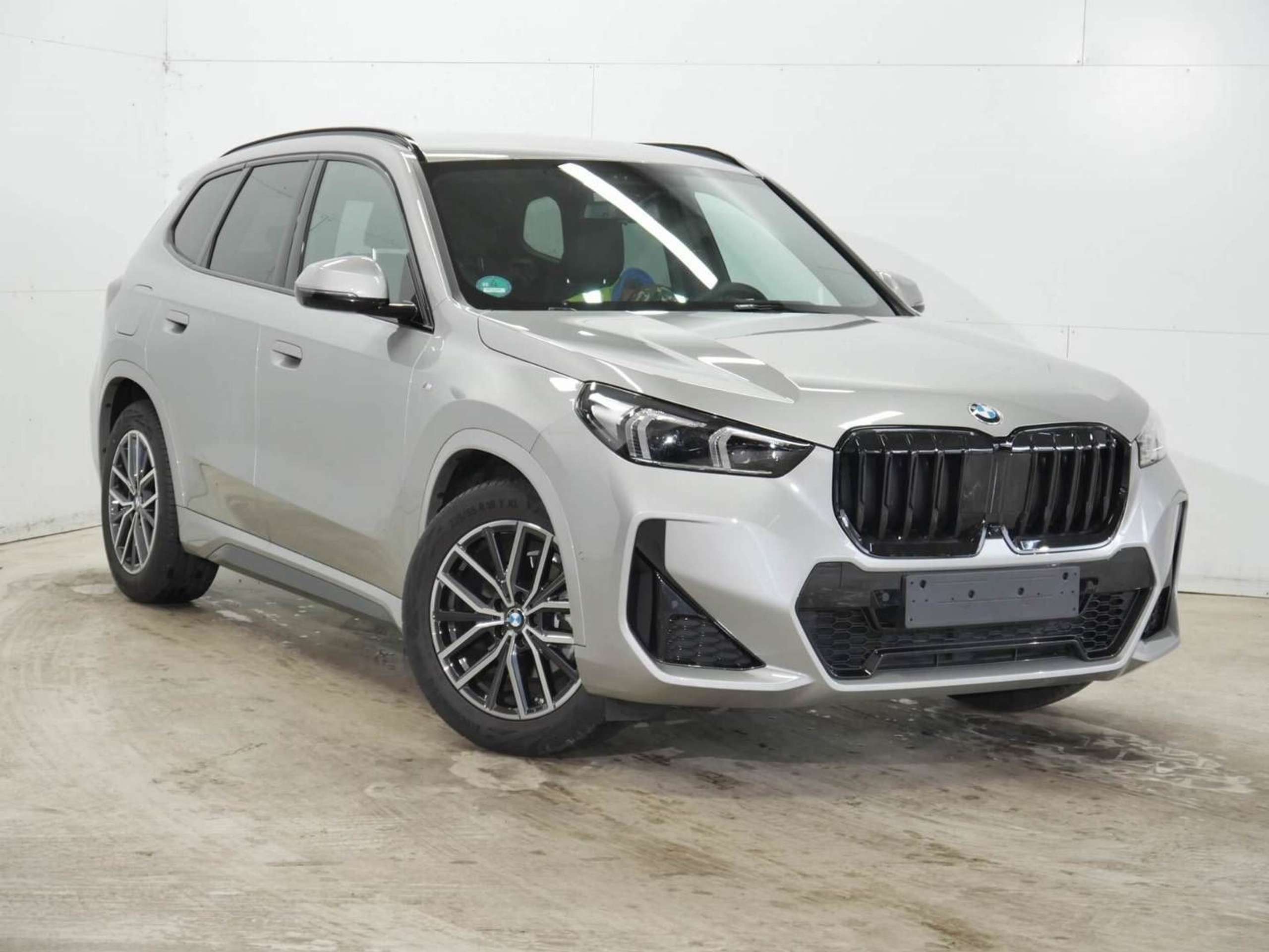 BMW - X1