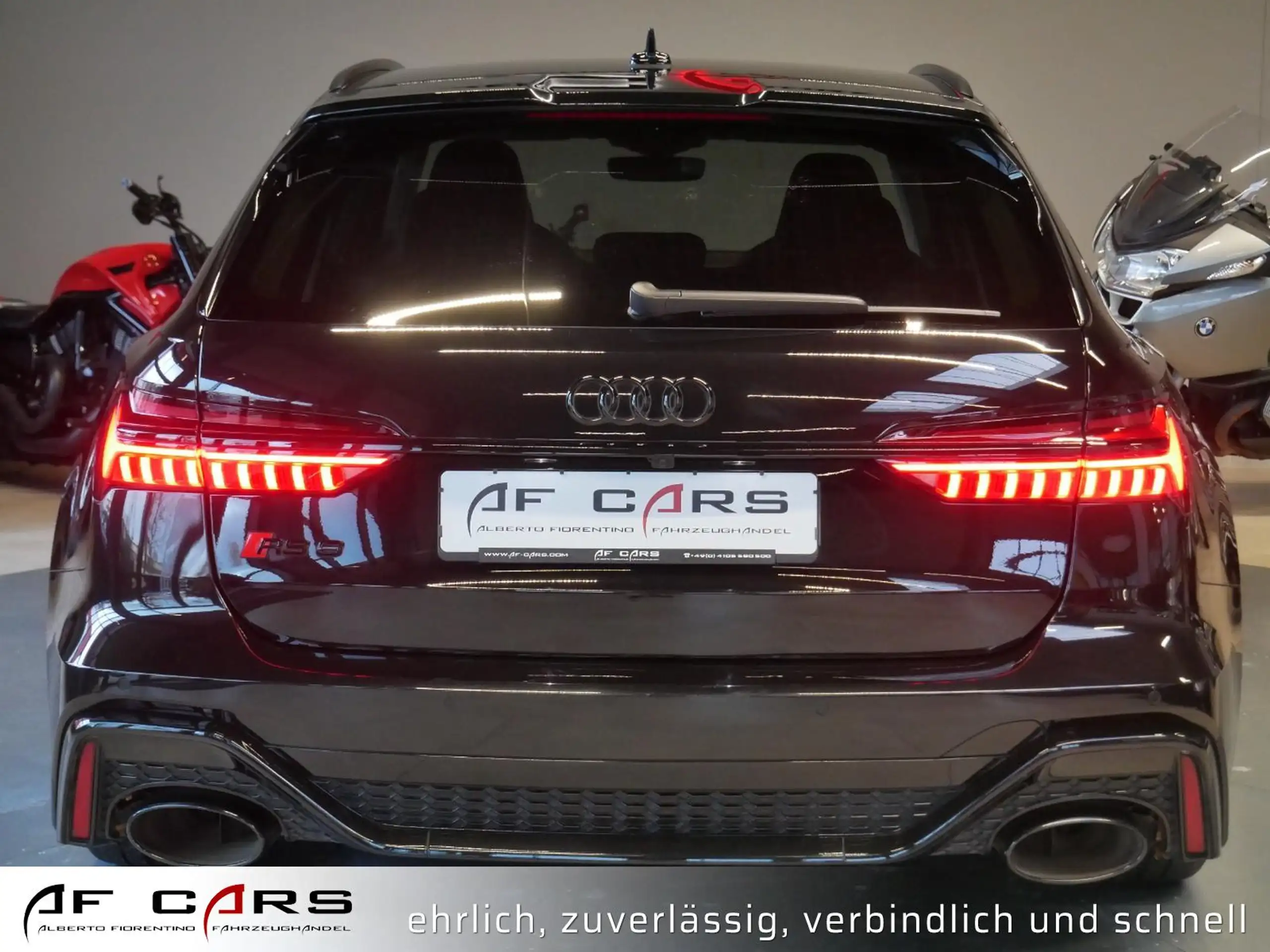 Audi - RS6