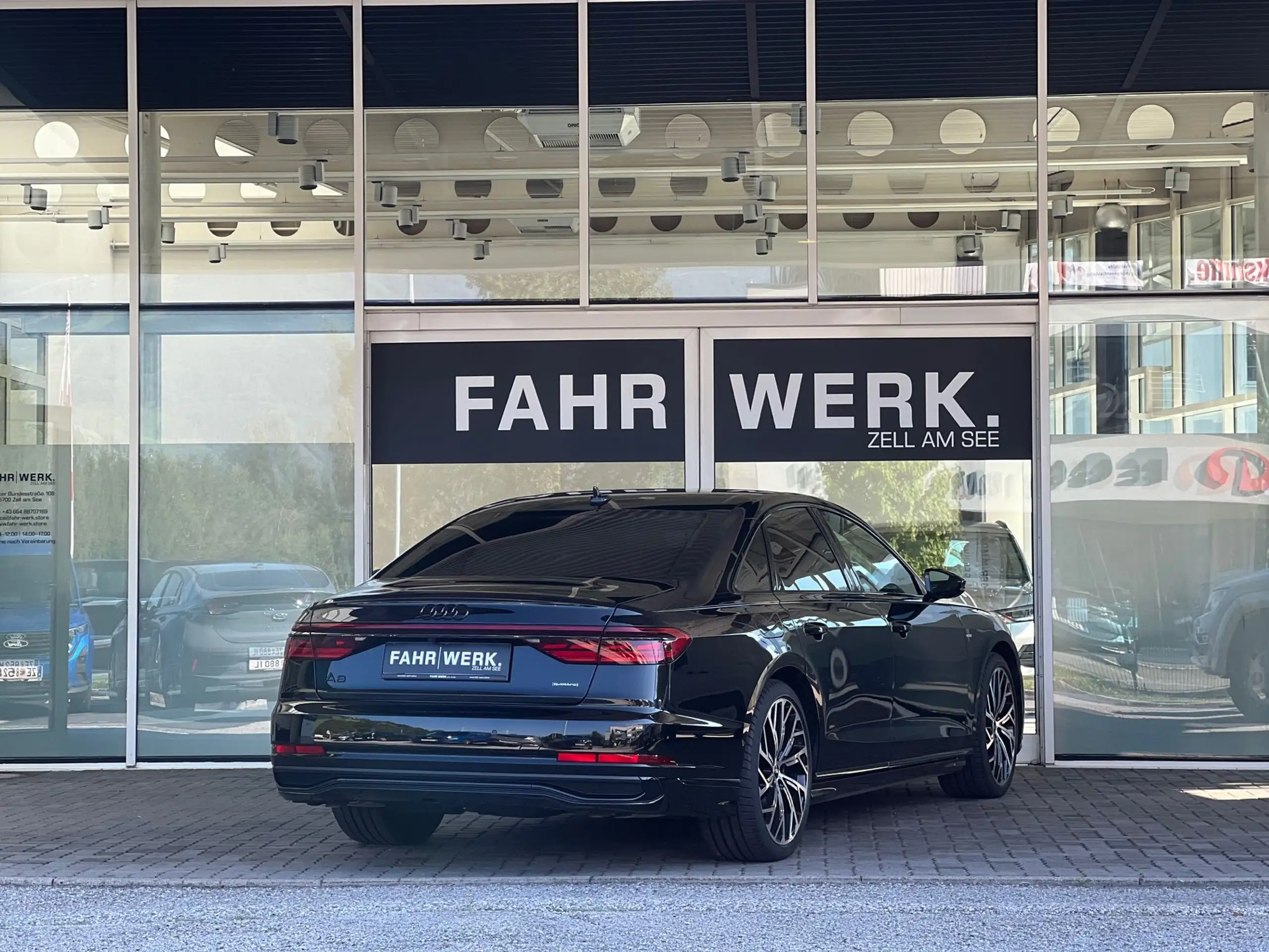 Audi - A8