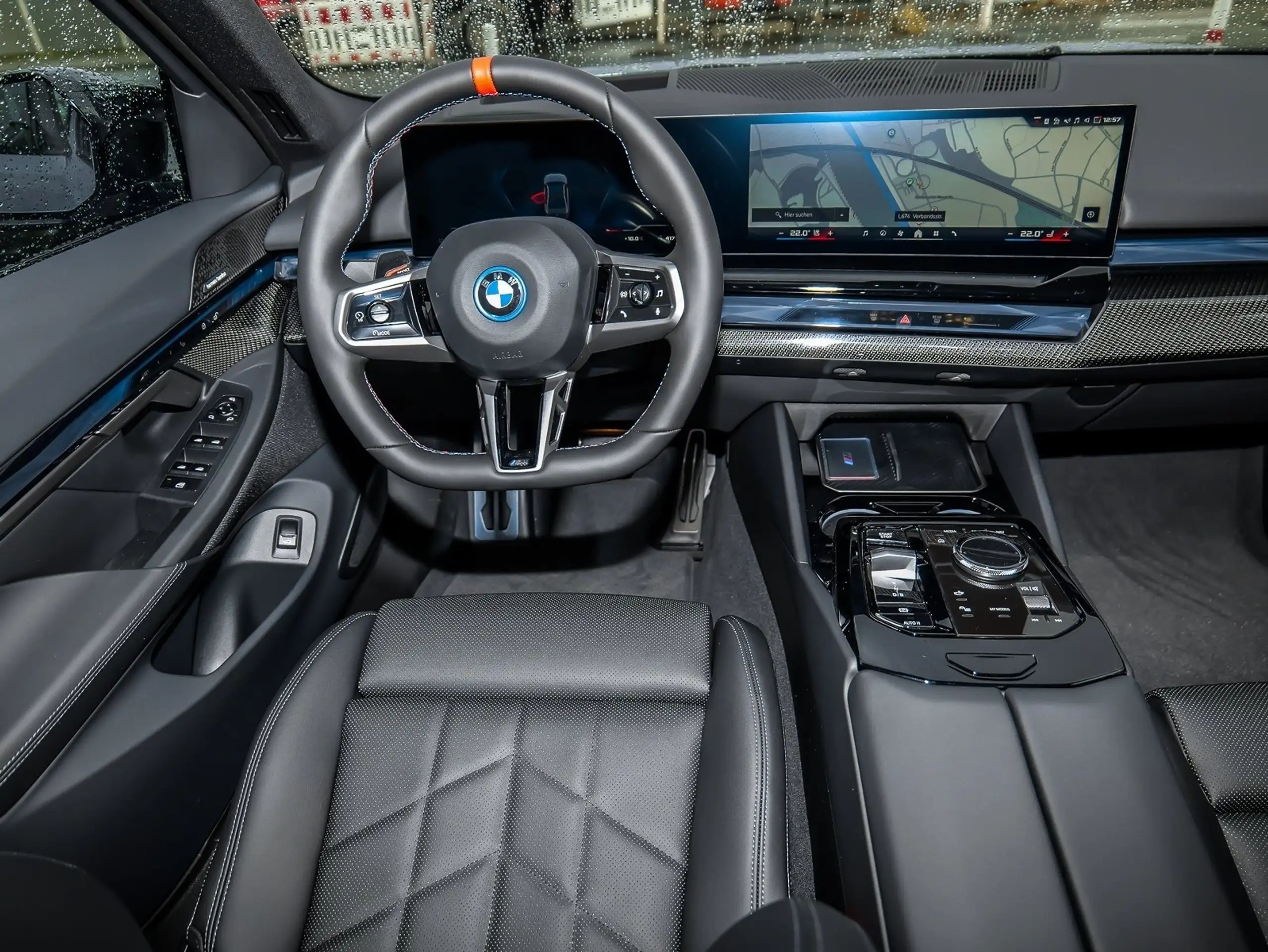 BMW - i5