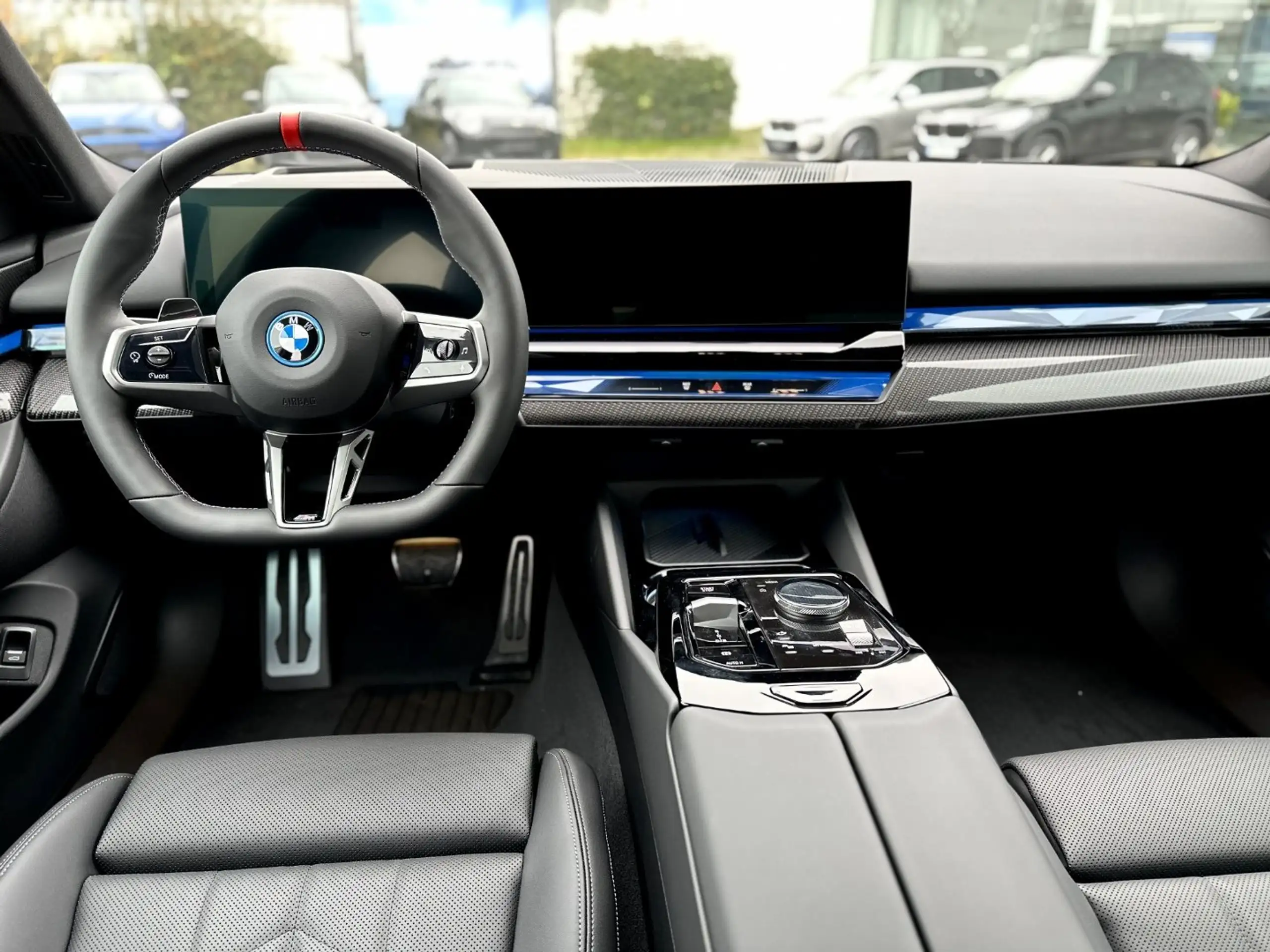 BMW - i5