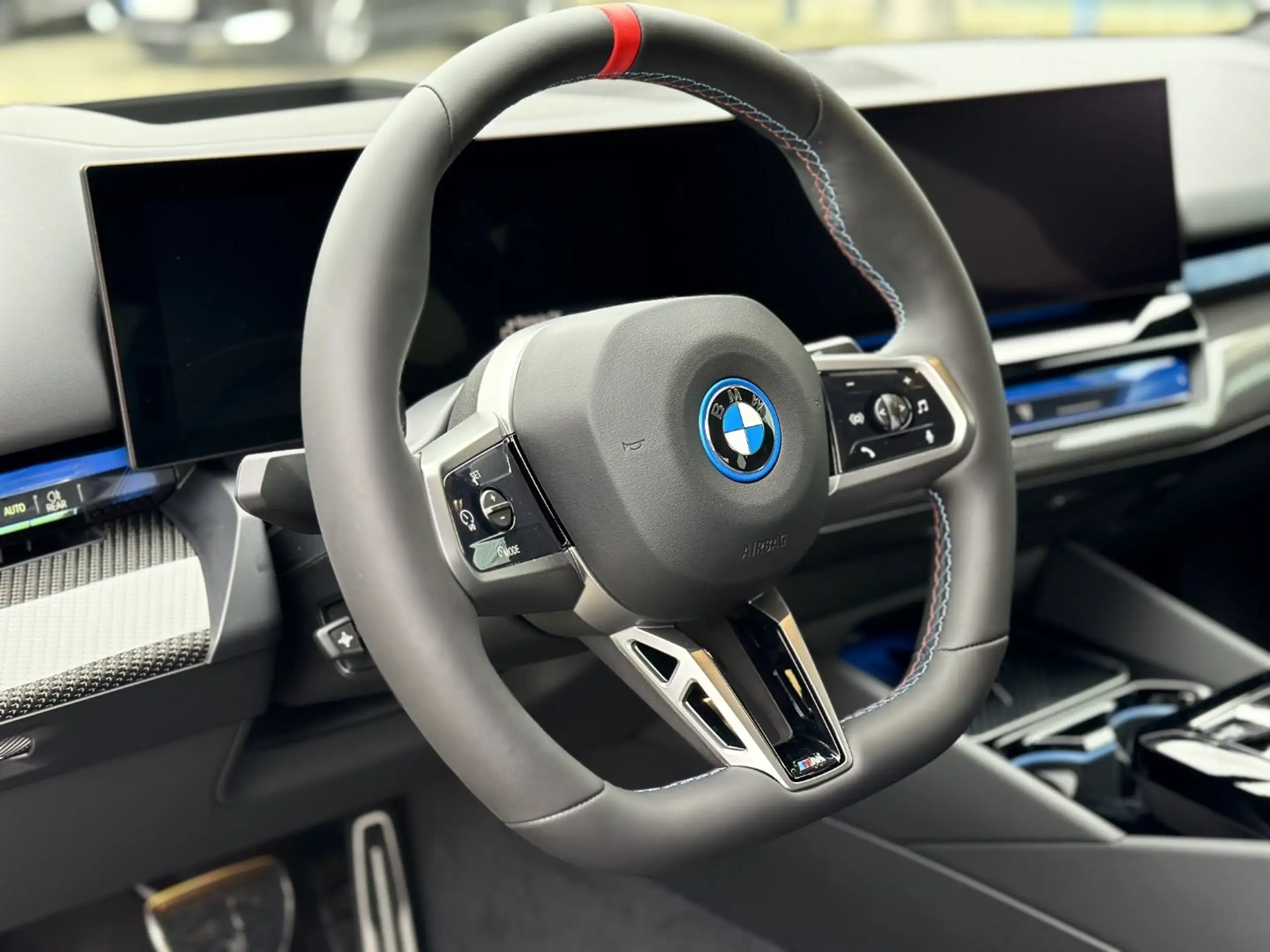 BMW - i5