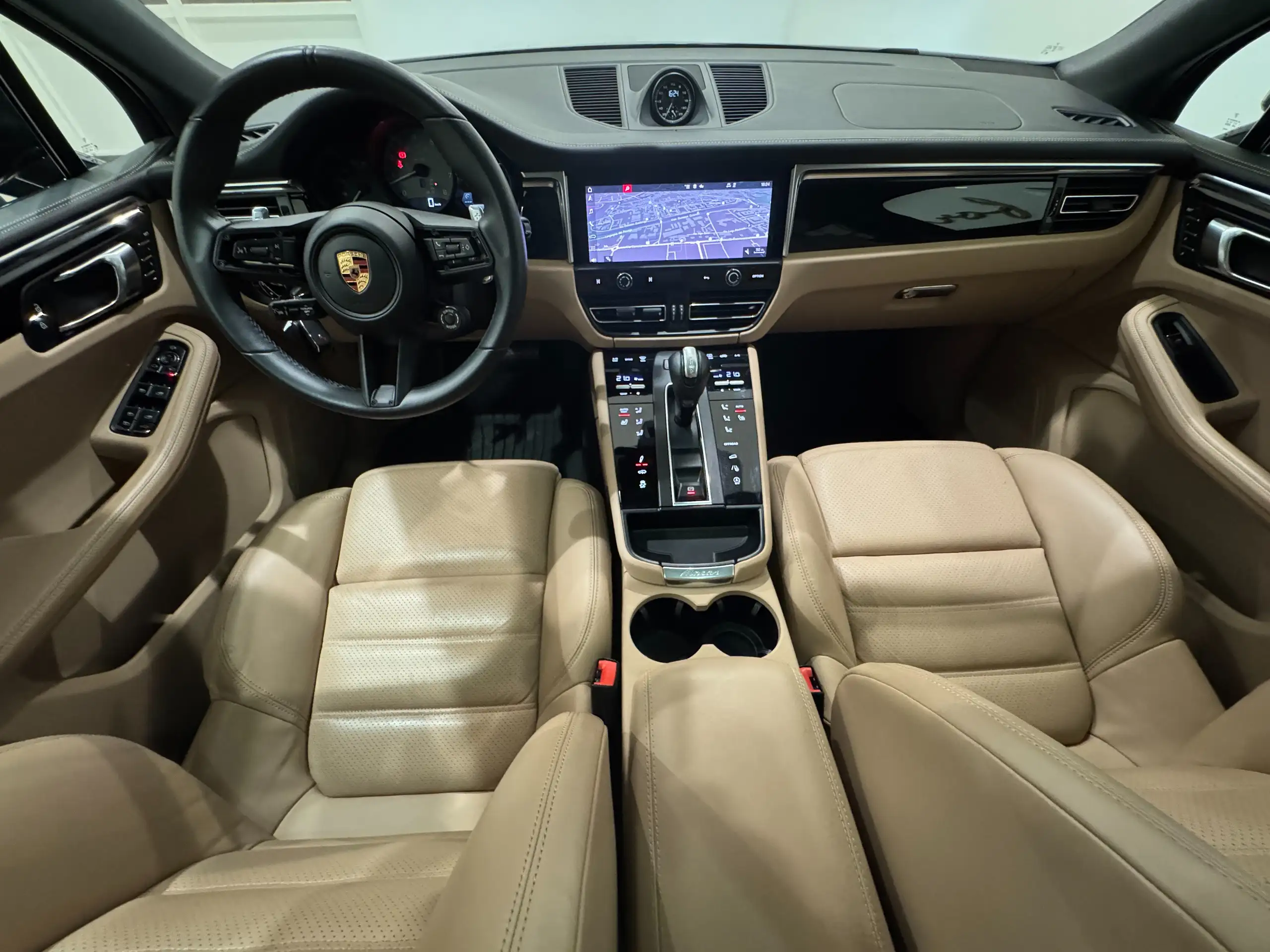 Porsche - Macan