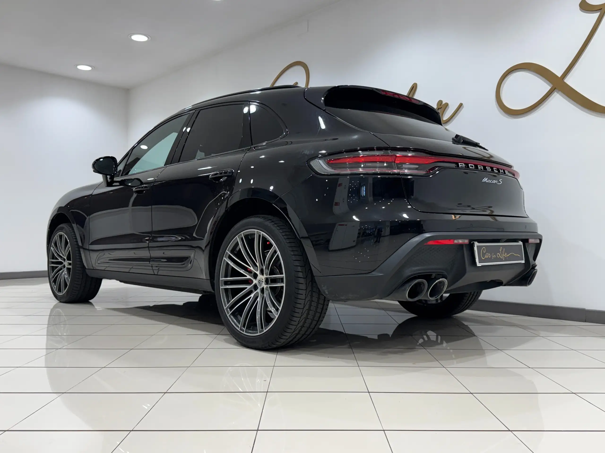 Porsche - Macan