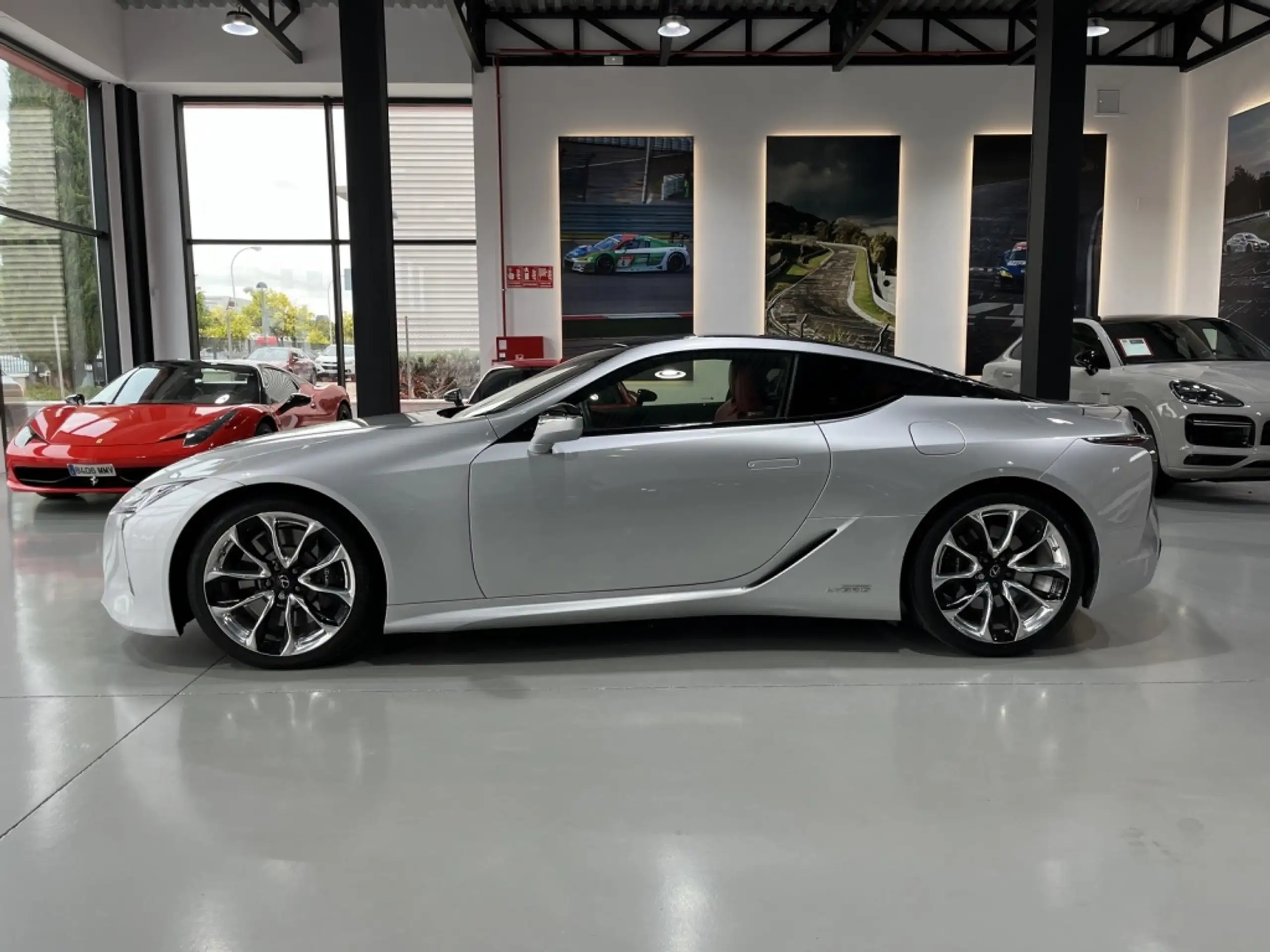 Lexus - LC 500h