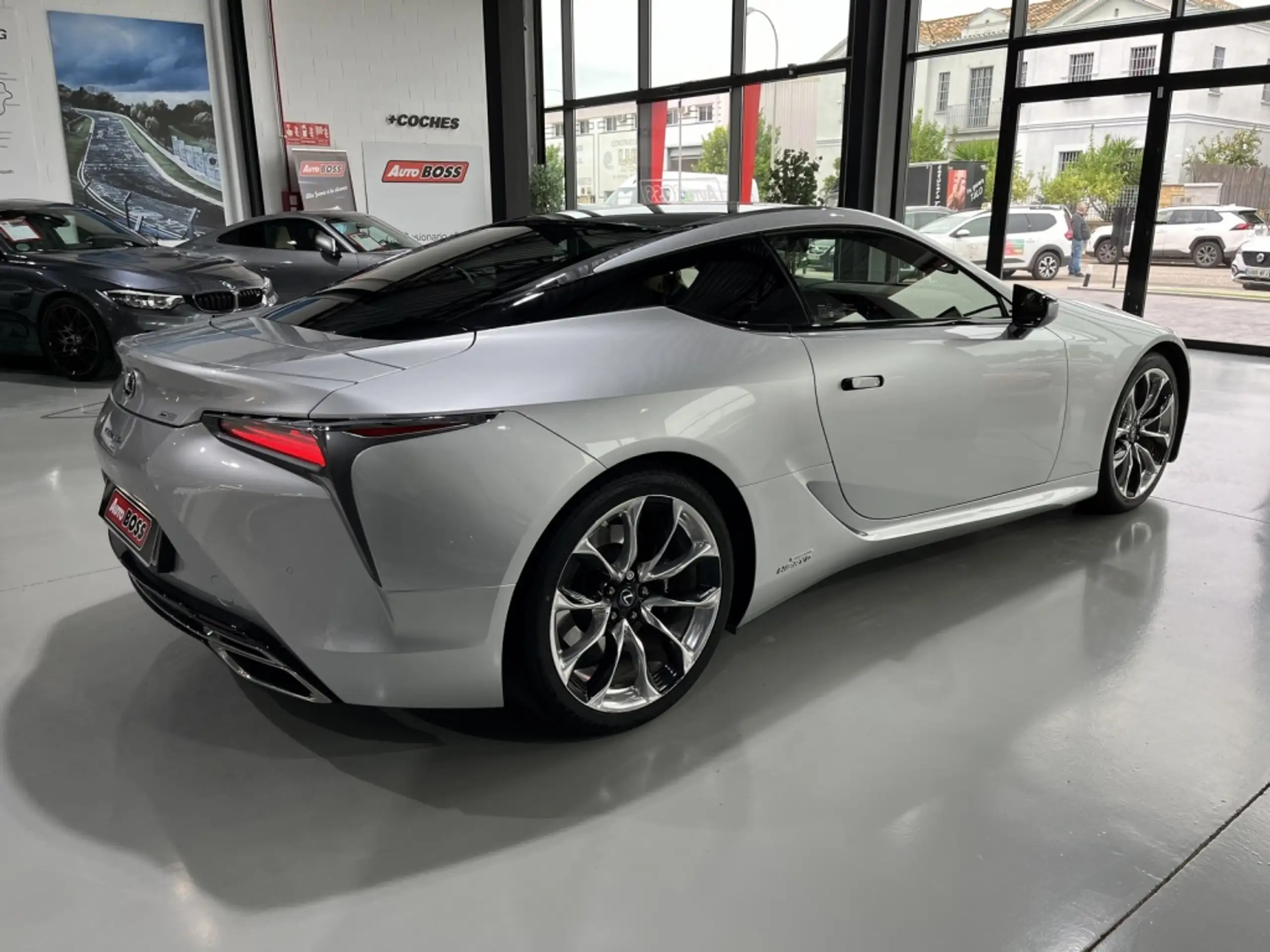 Lexus - LC 500h