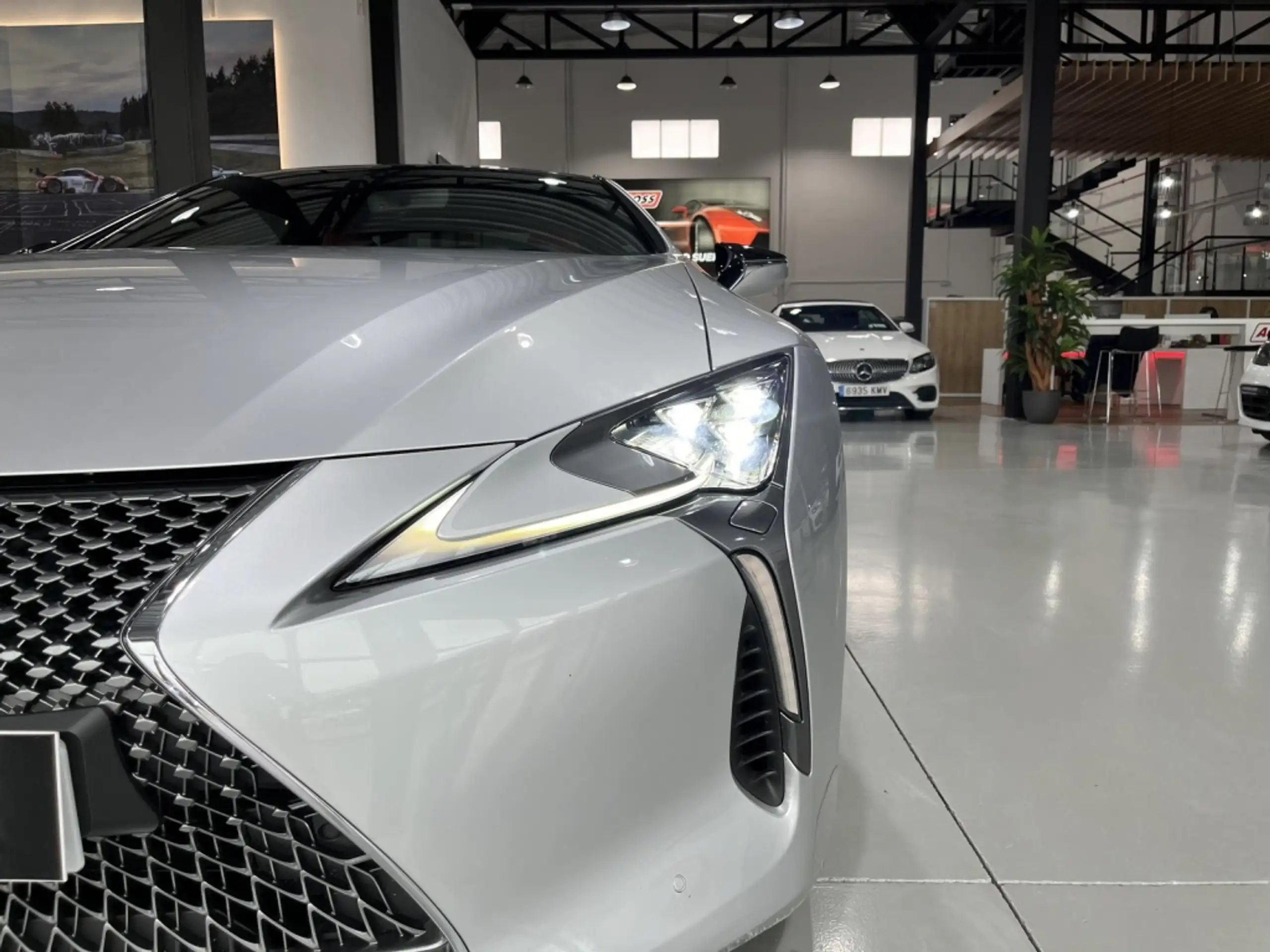 Lexus - LC 500h