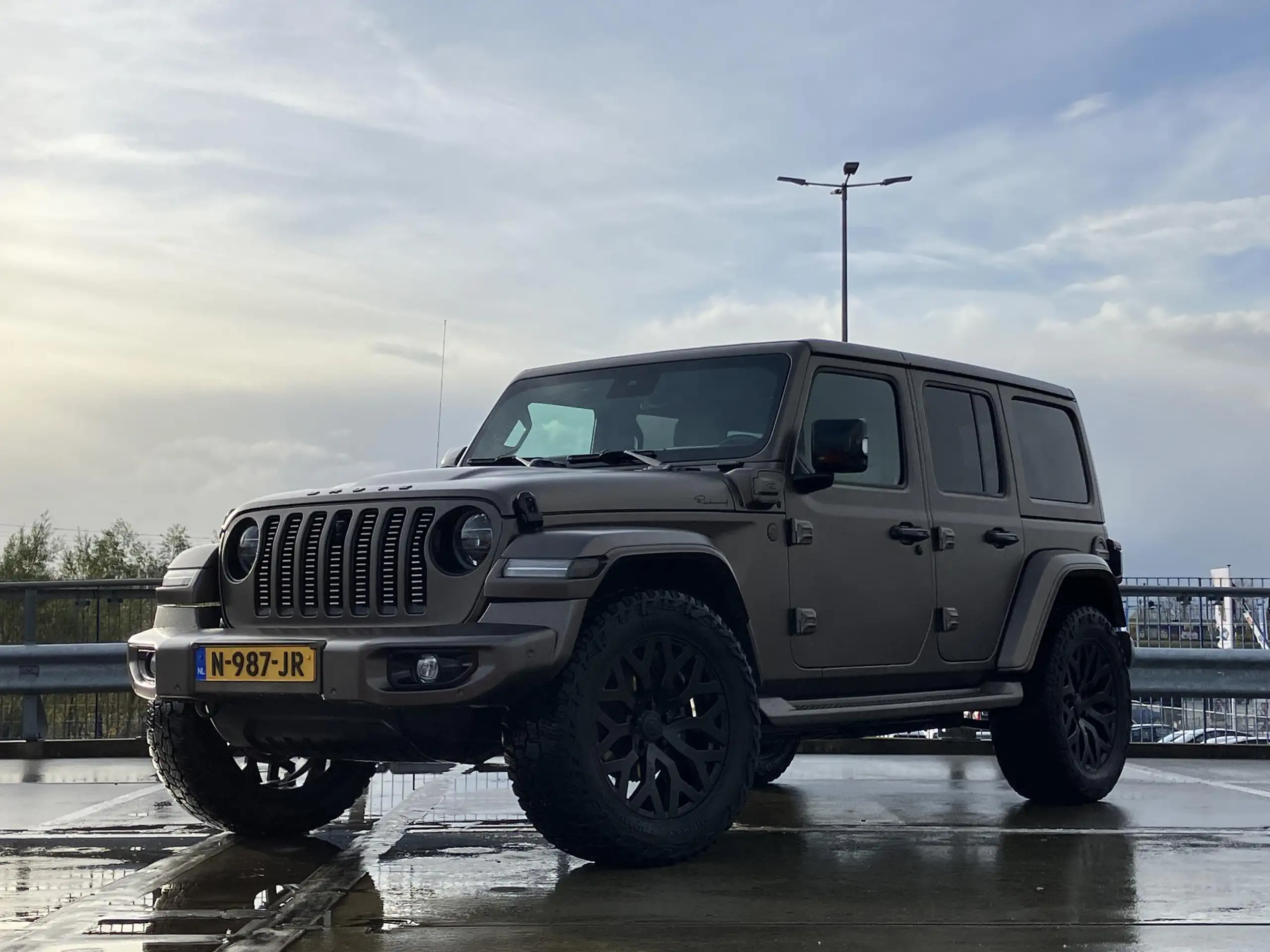 Jeep - Wrangler