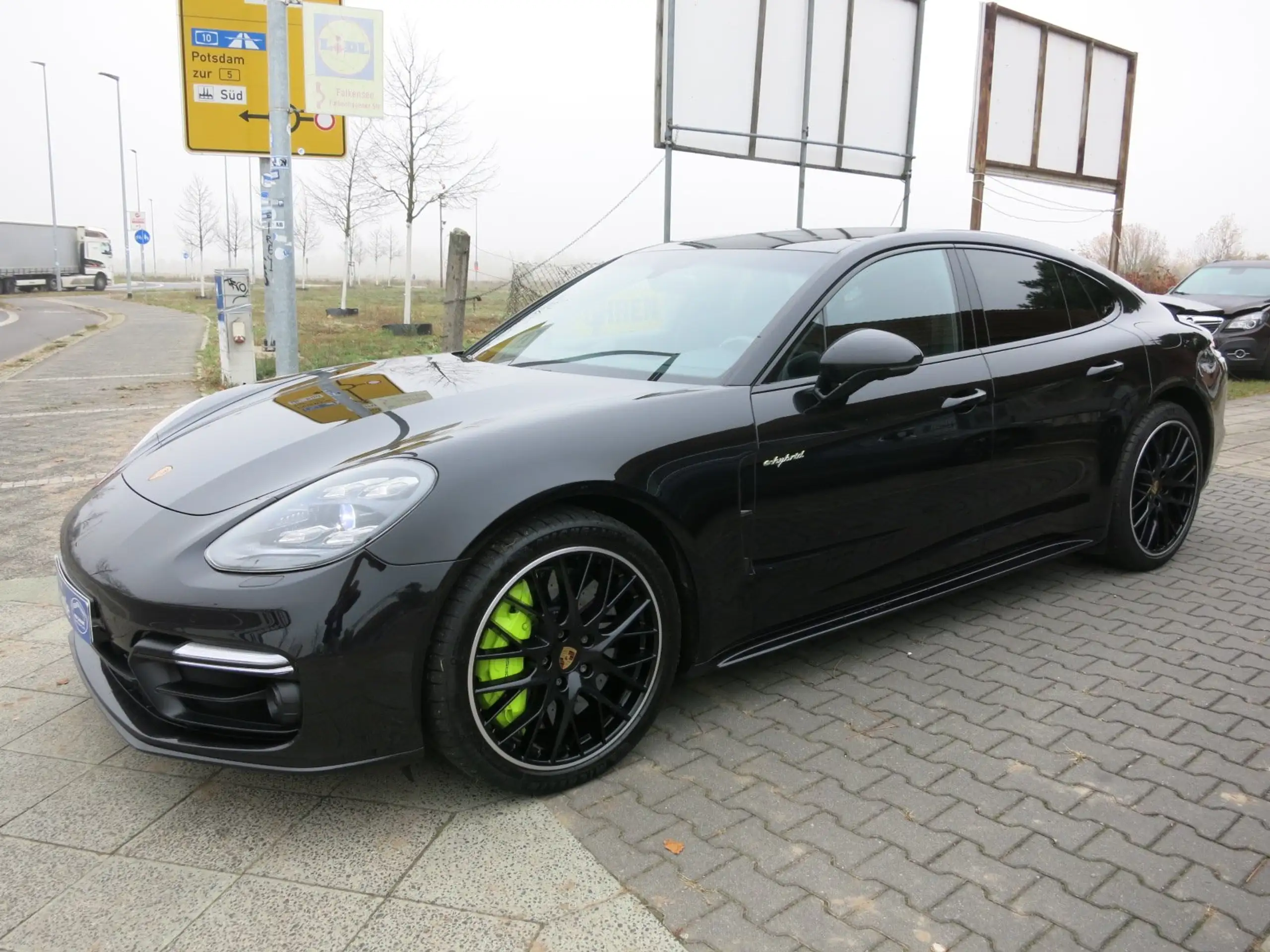 Porsche - Panamera