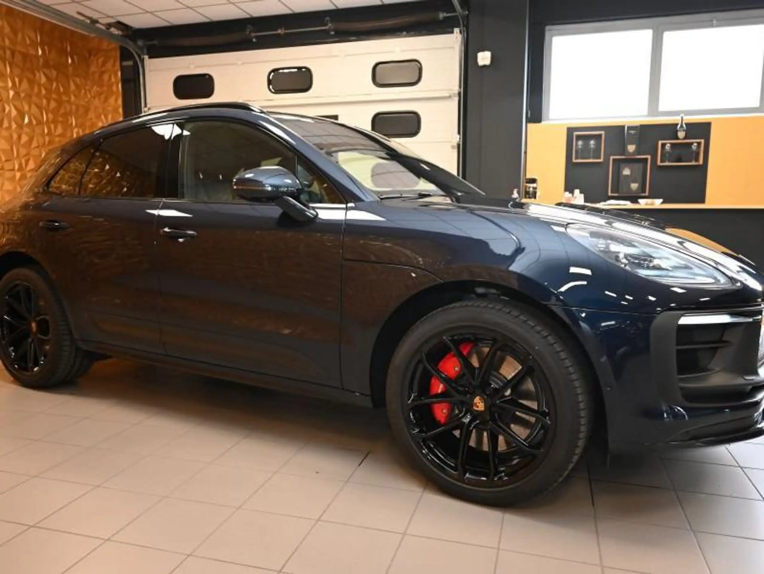 Porsche - Macan