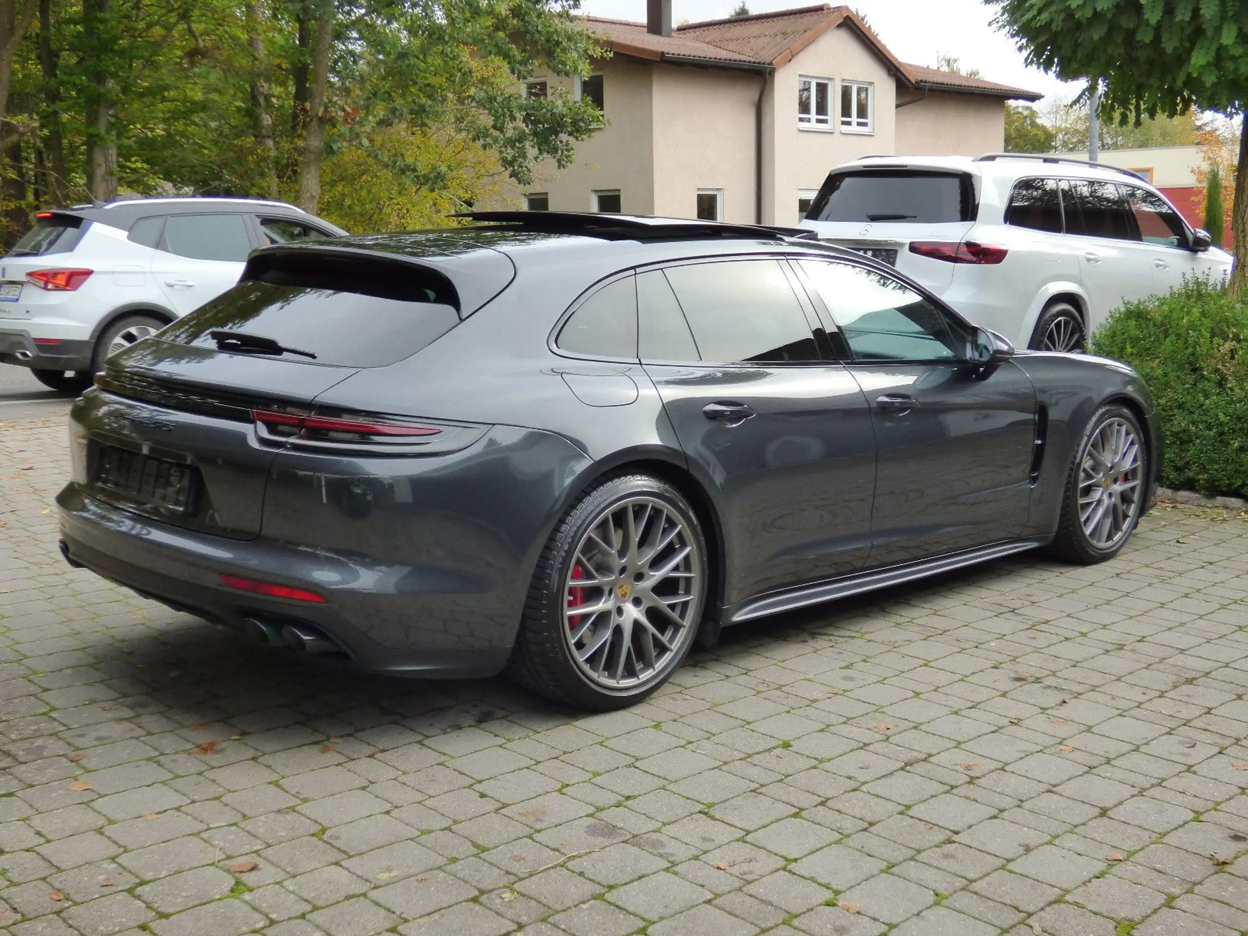 Porsche - Panamera