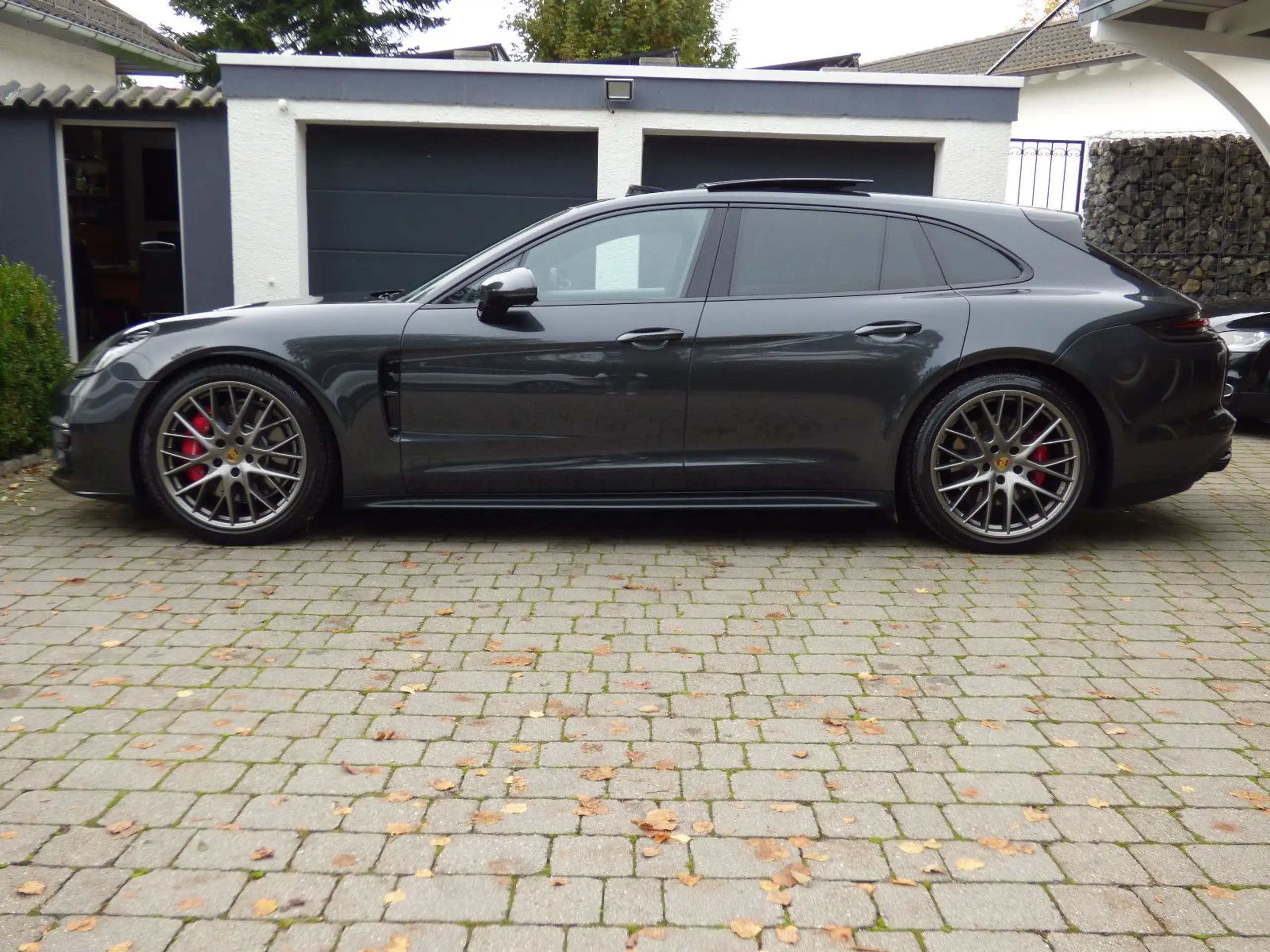 Porsche - Panamera