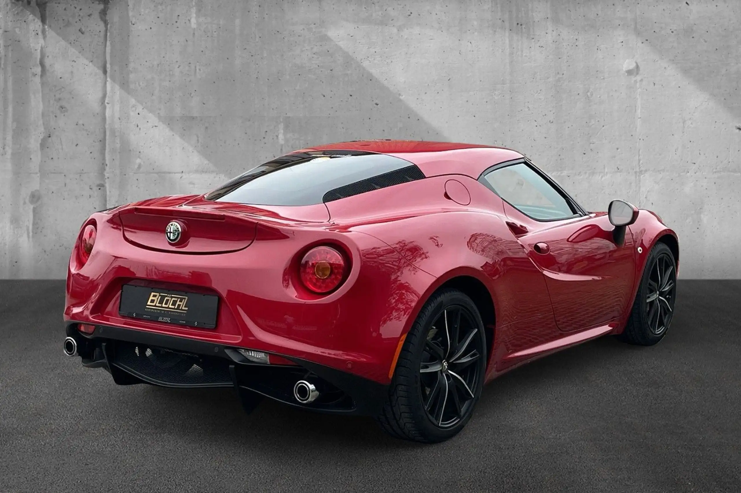 Alfa Romeo - 4C