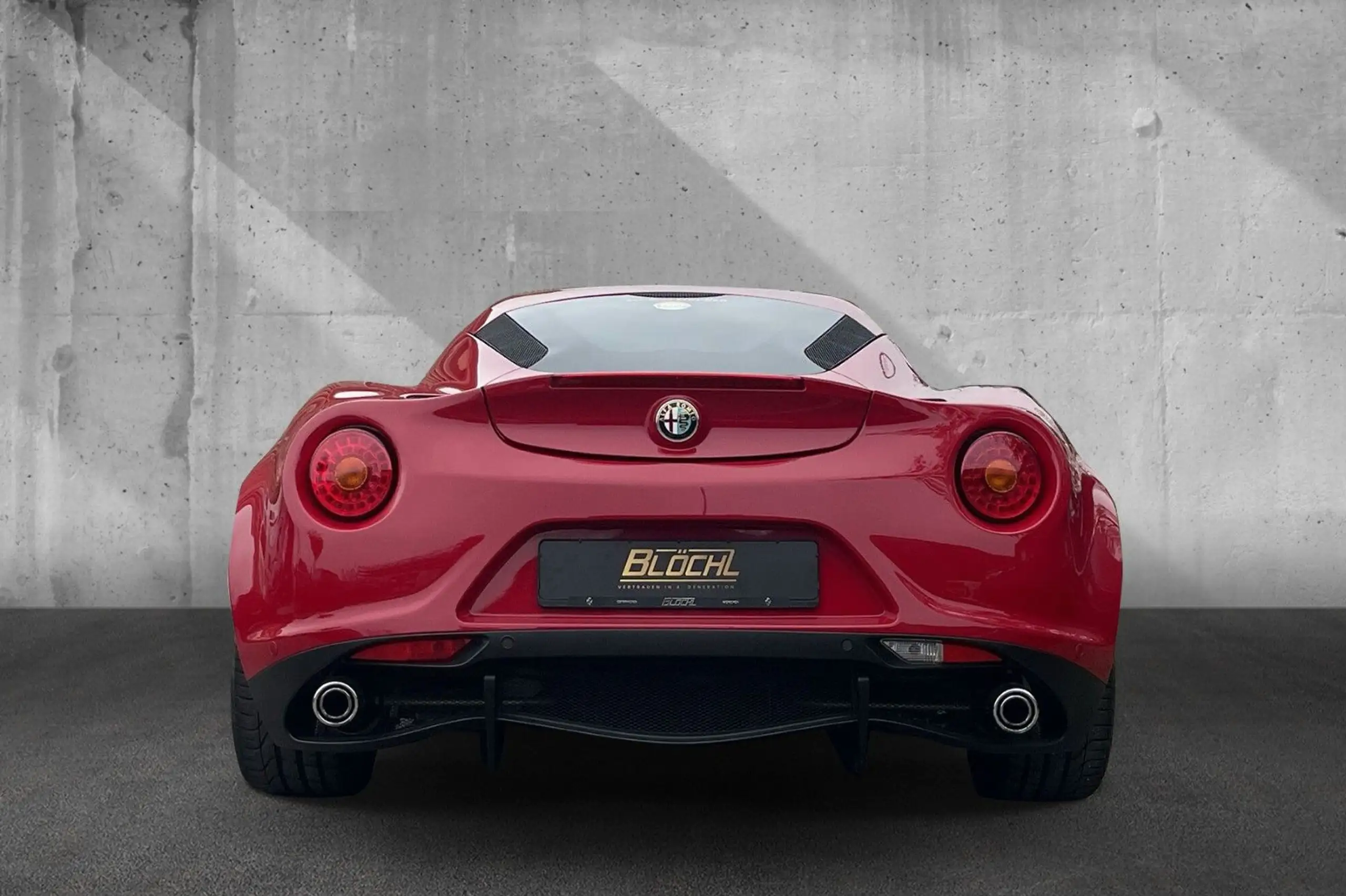 Alfa Romeo - 4C