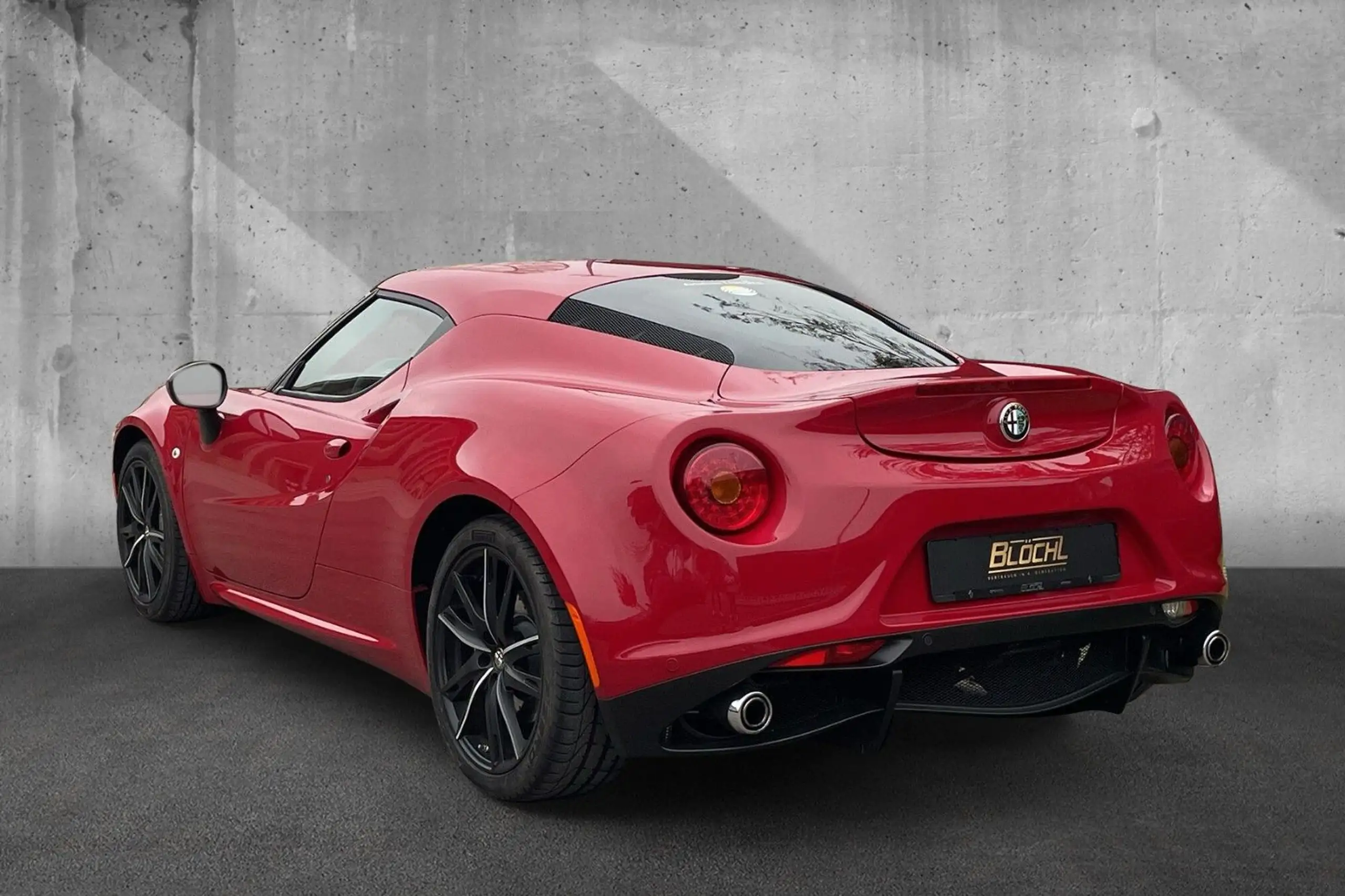 Alfa Romeo - 4C