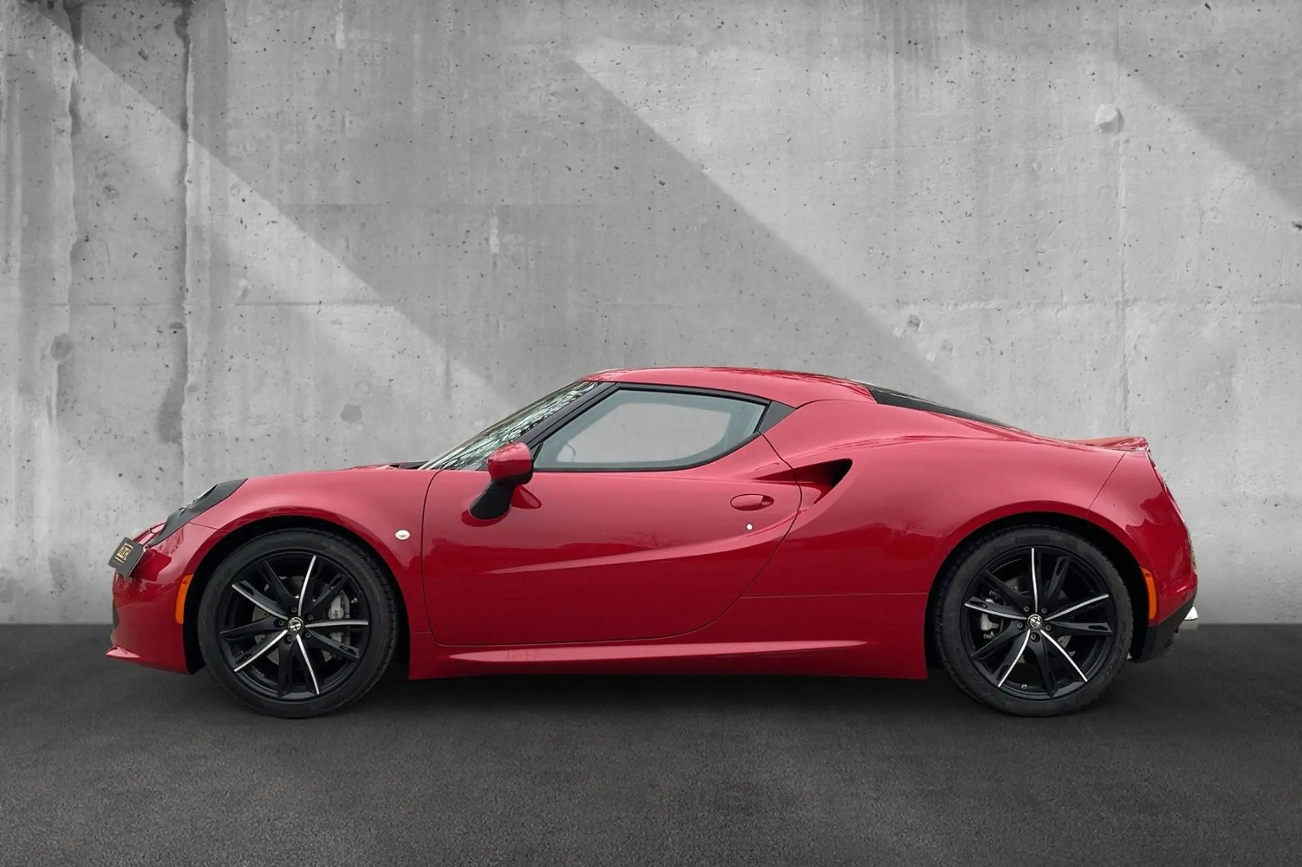 Alfa Romeo - 4C