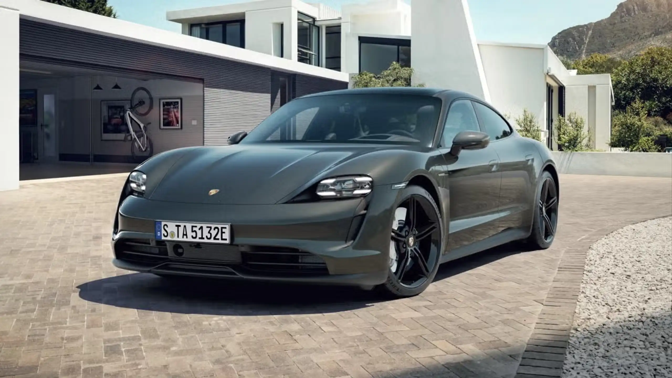 Porsche Taycan 2022