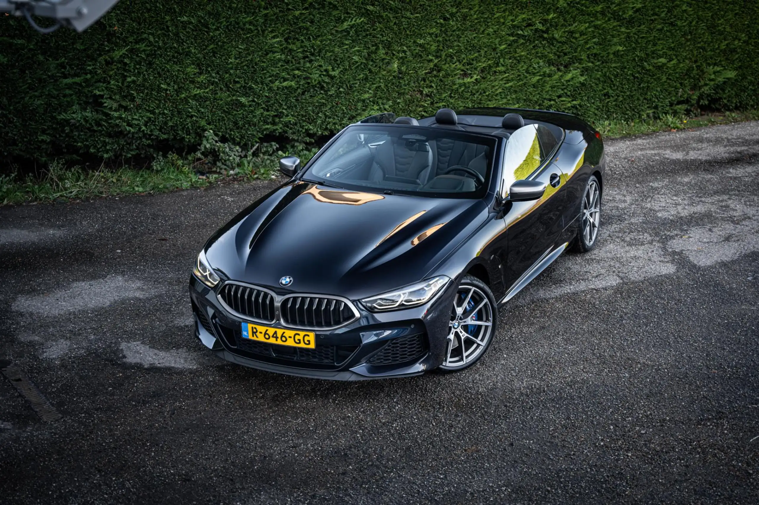 BMW - M850