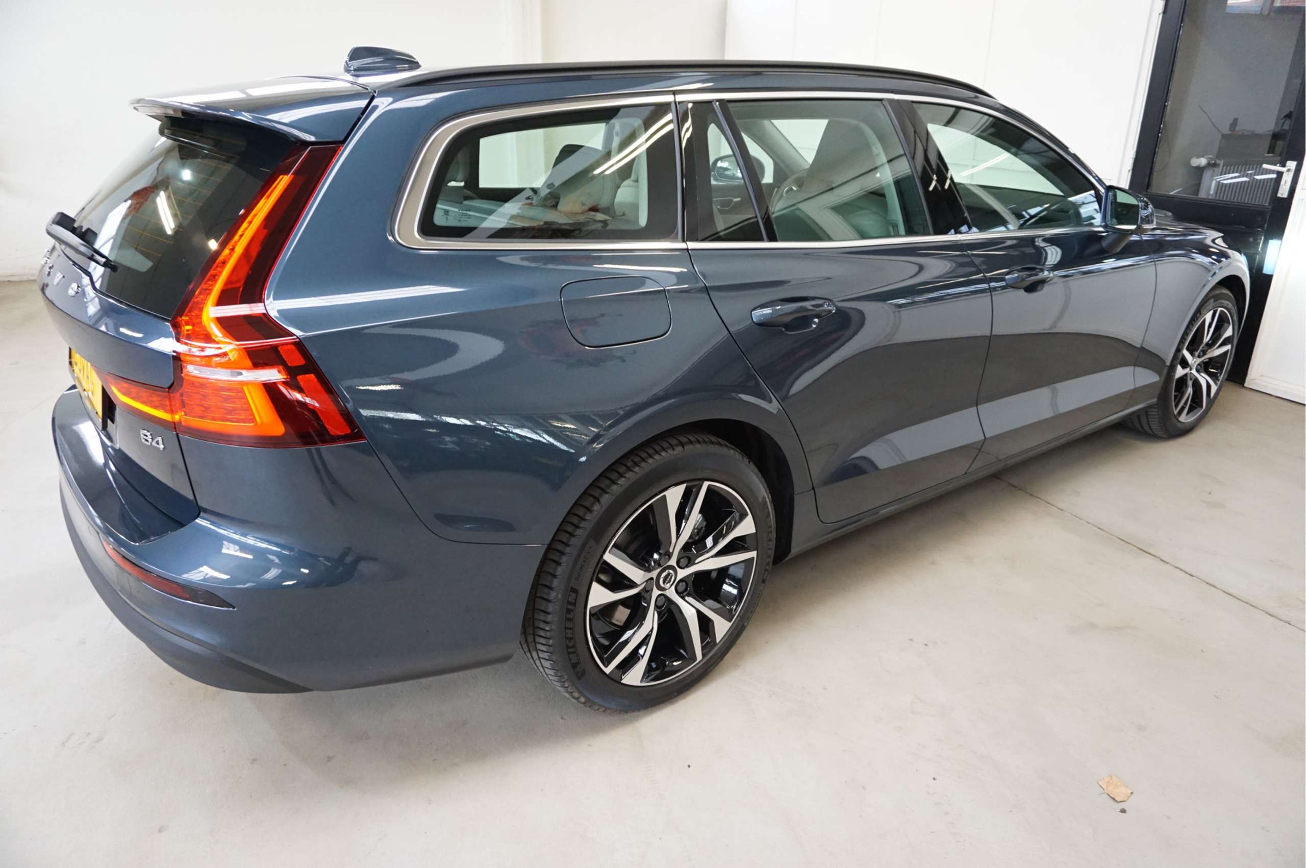 Volvo - V60