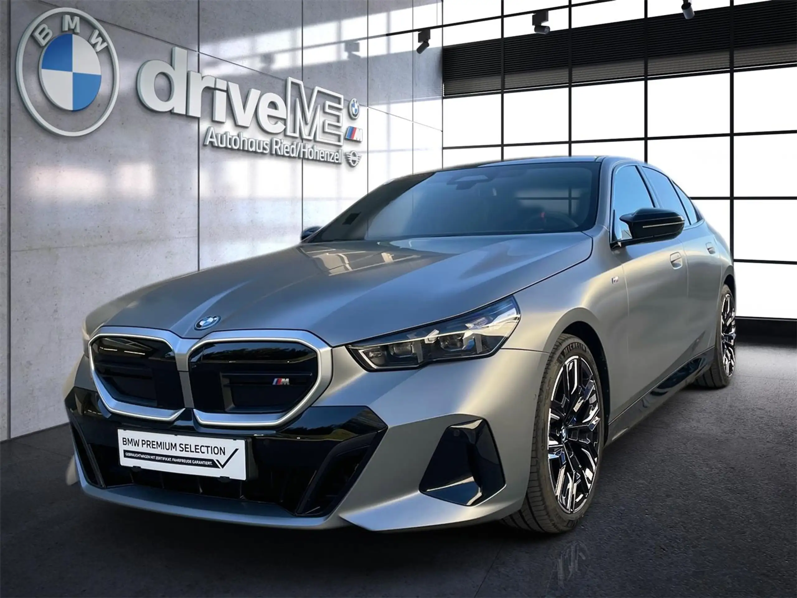 BMW i5 2023