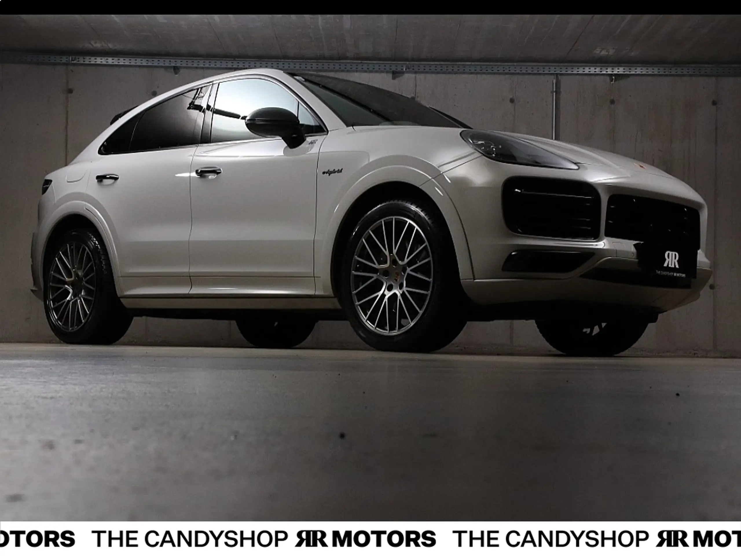 Porsche - Cayenne