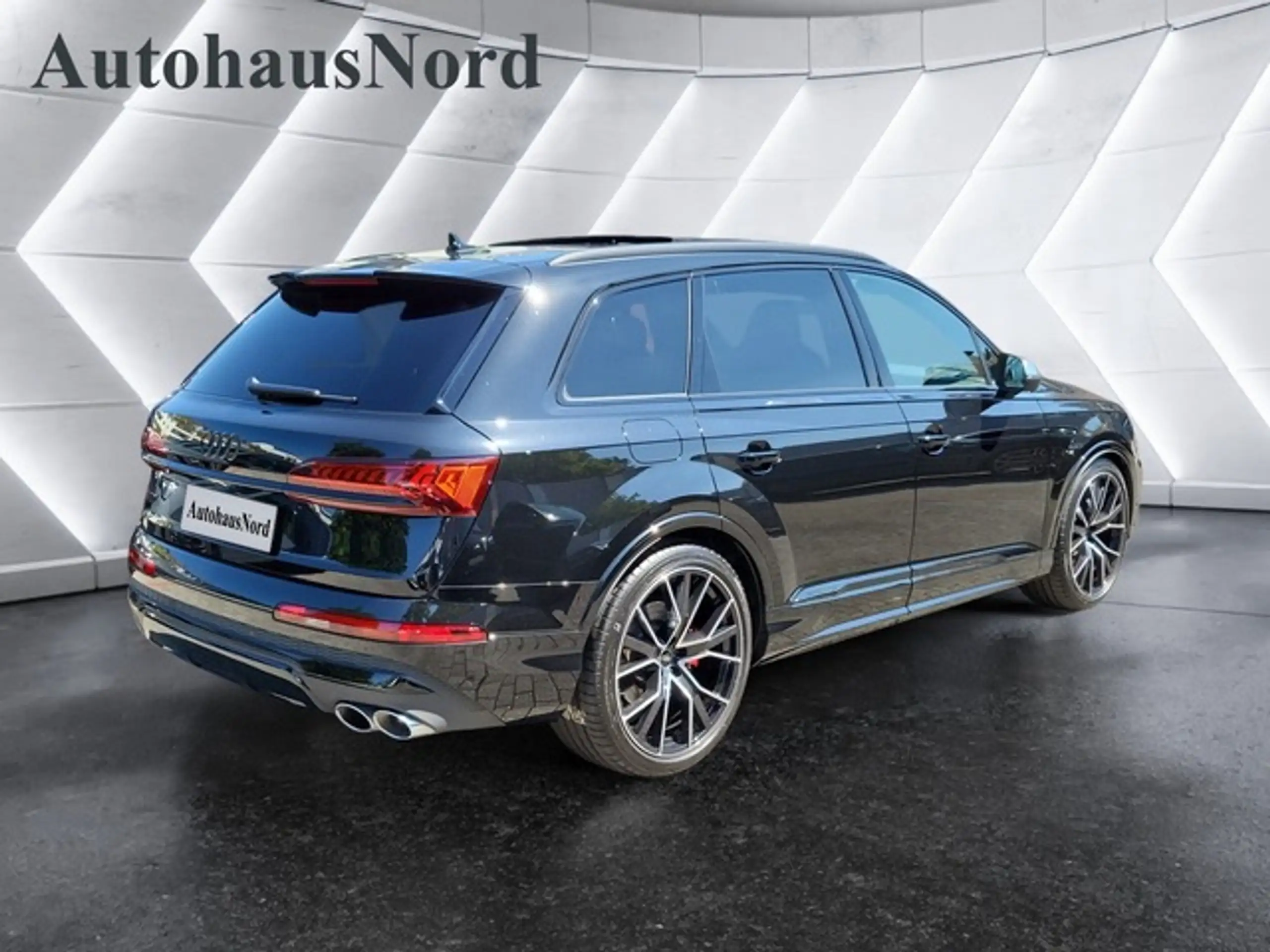 Audi - SQ7