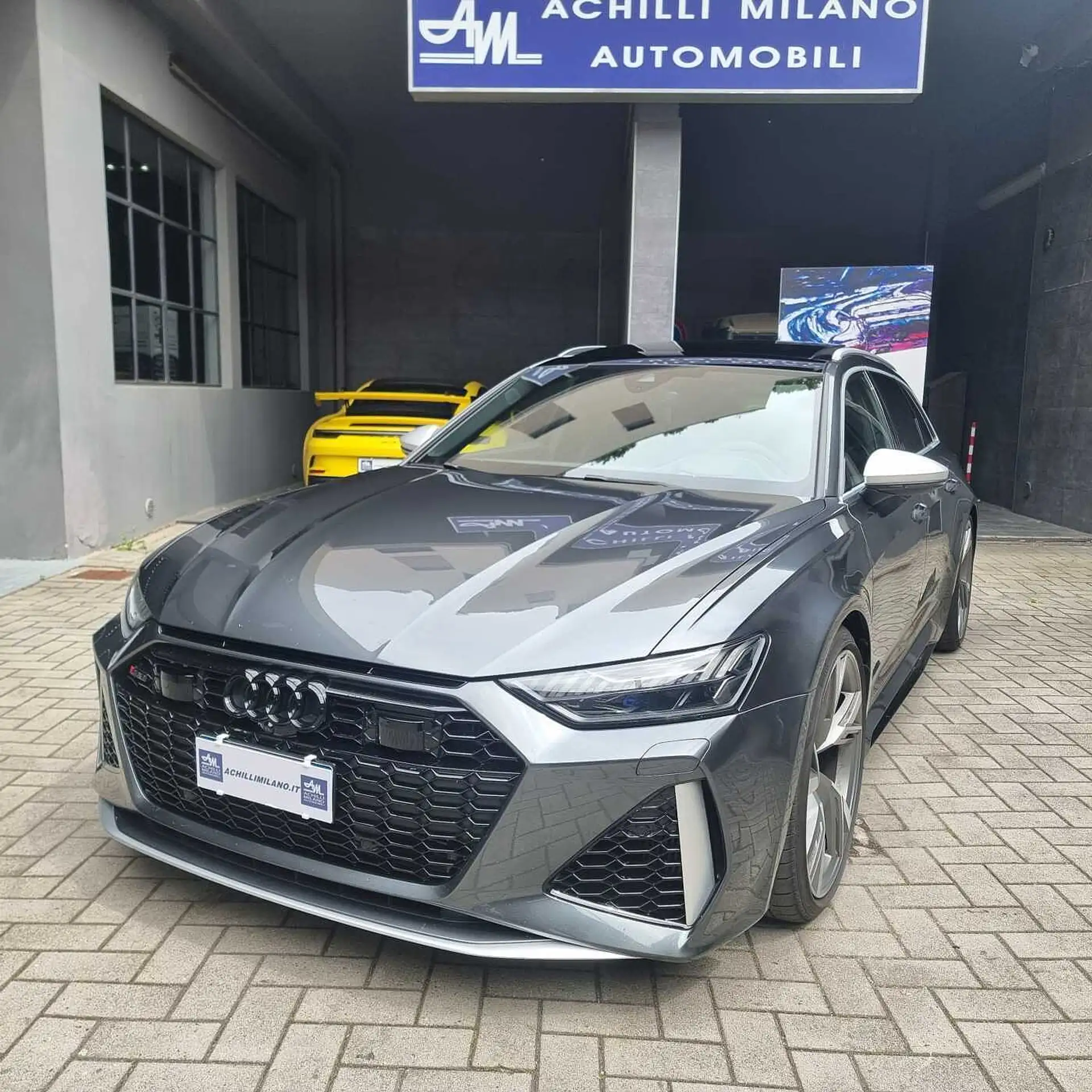 Audi - RS6