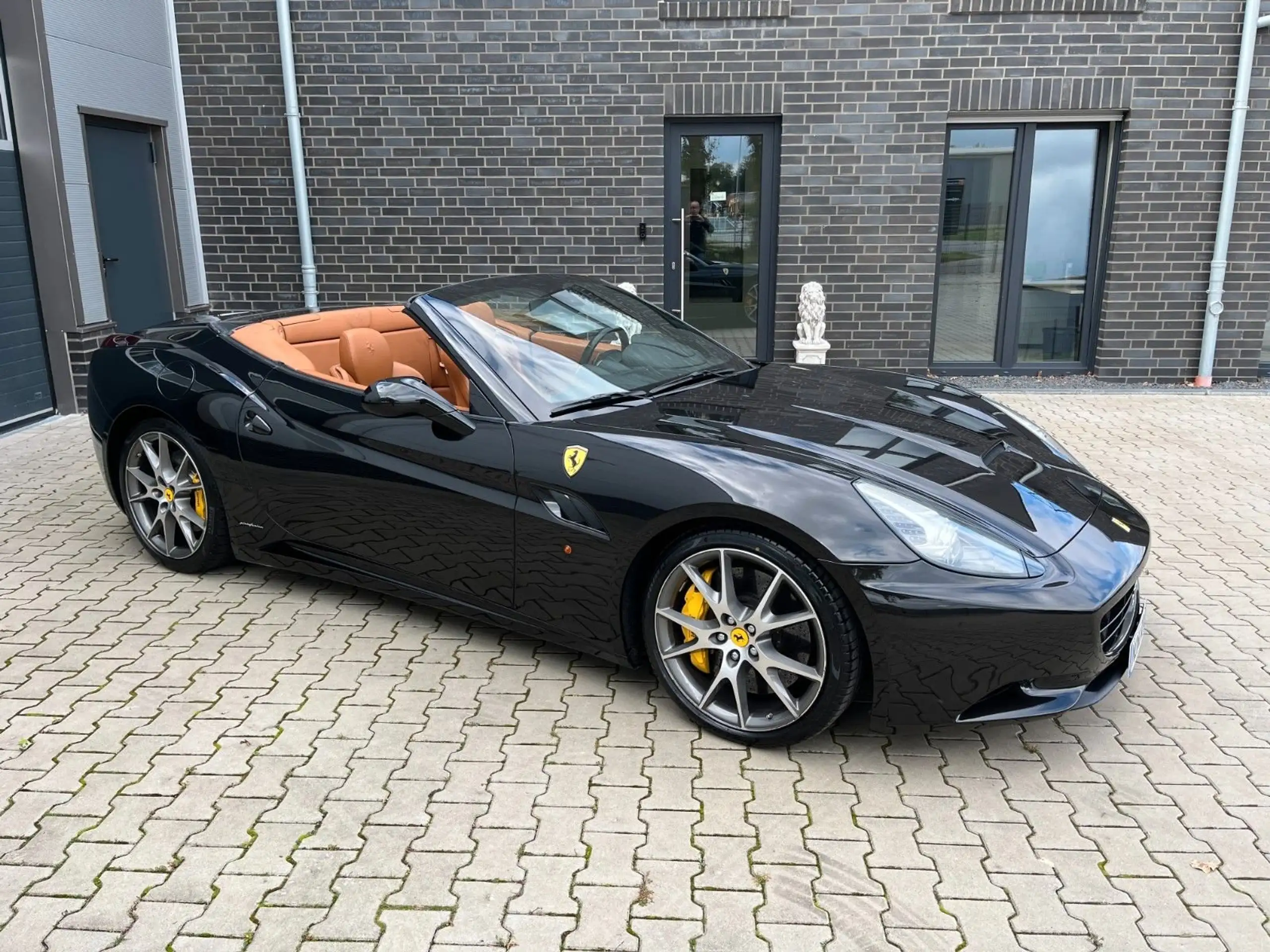 Ferrari - California