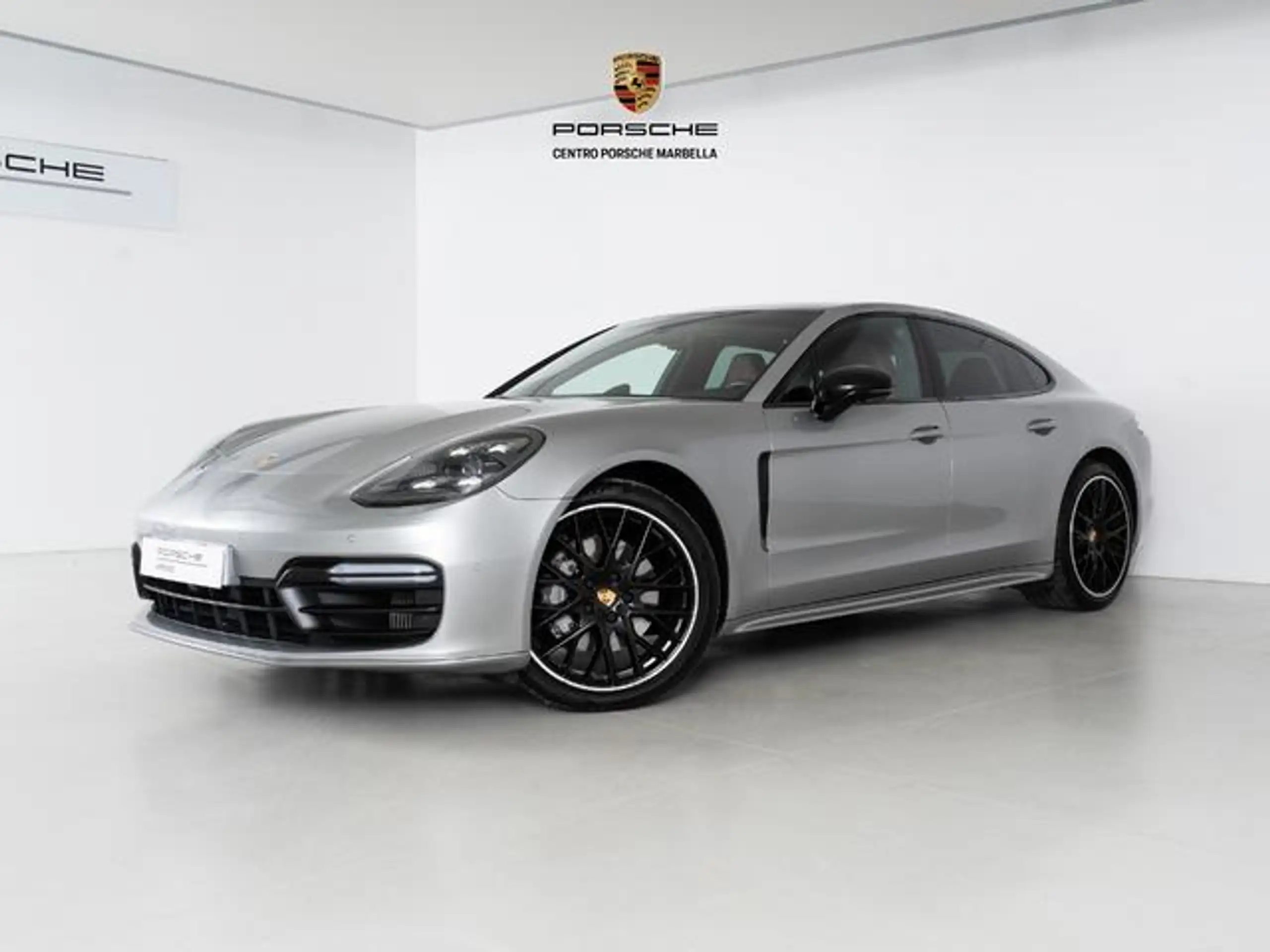 Porsche - Panamera