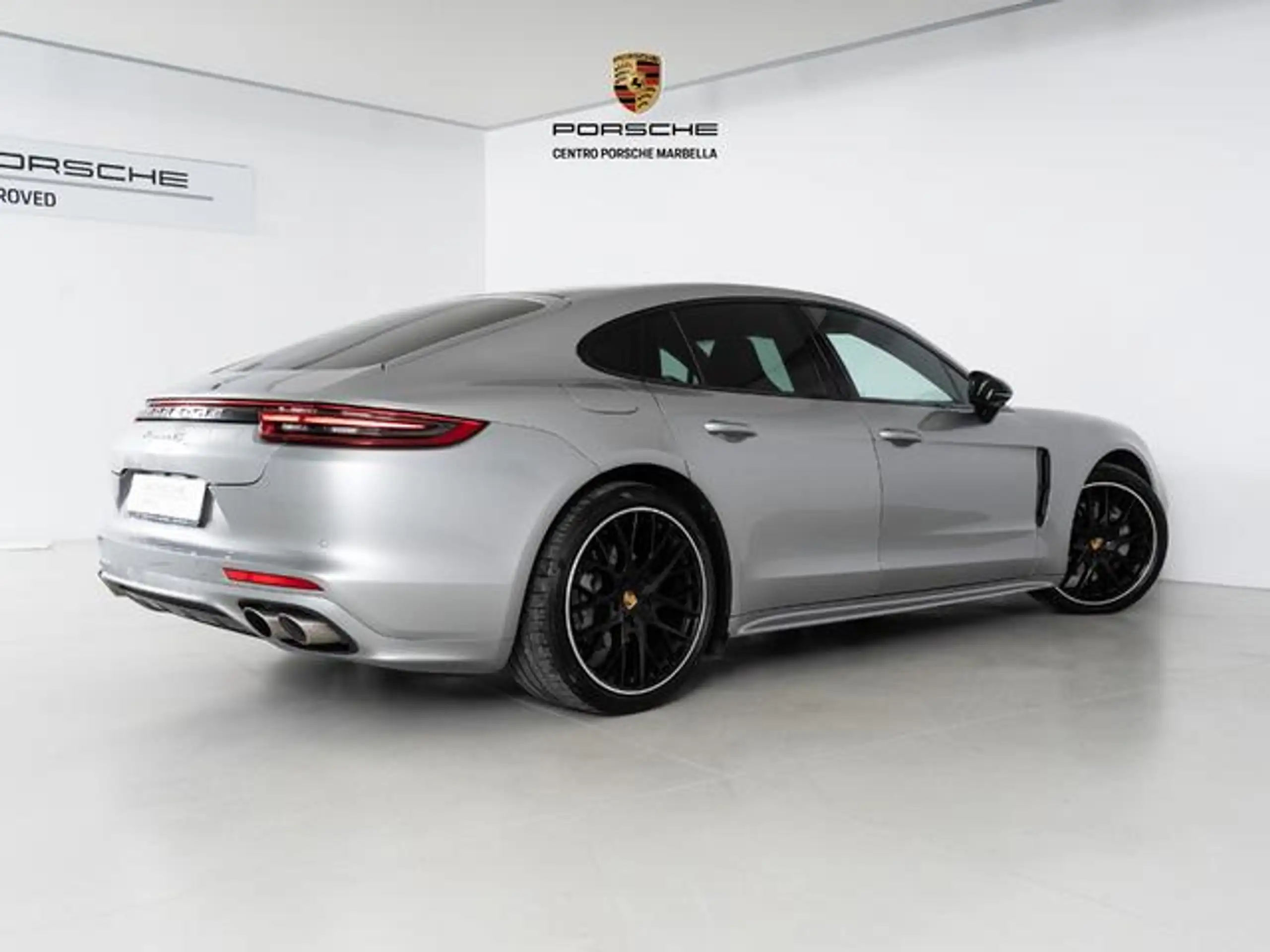 Porsche - Panamera