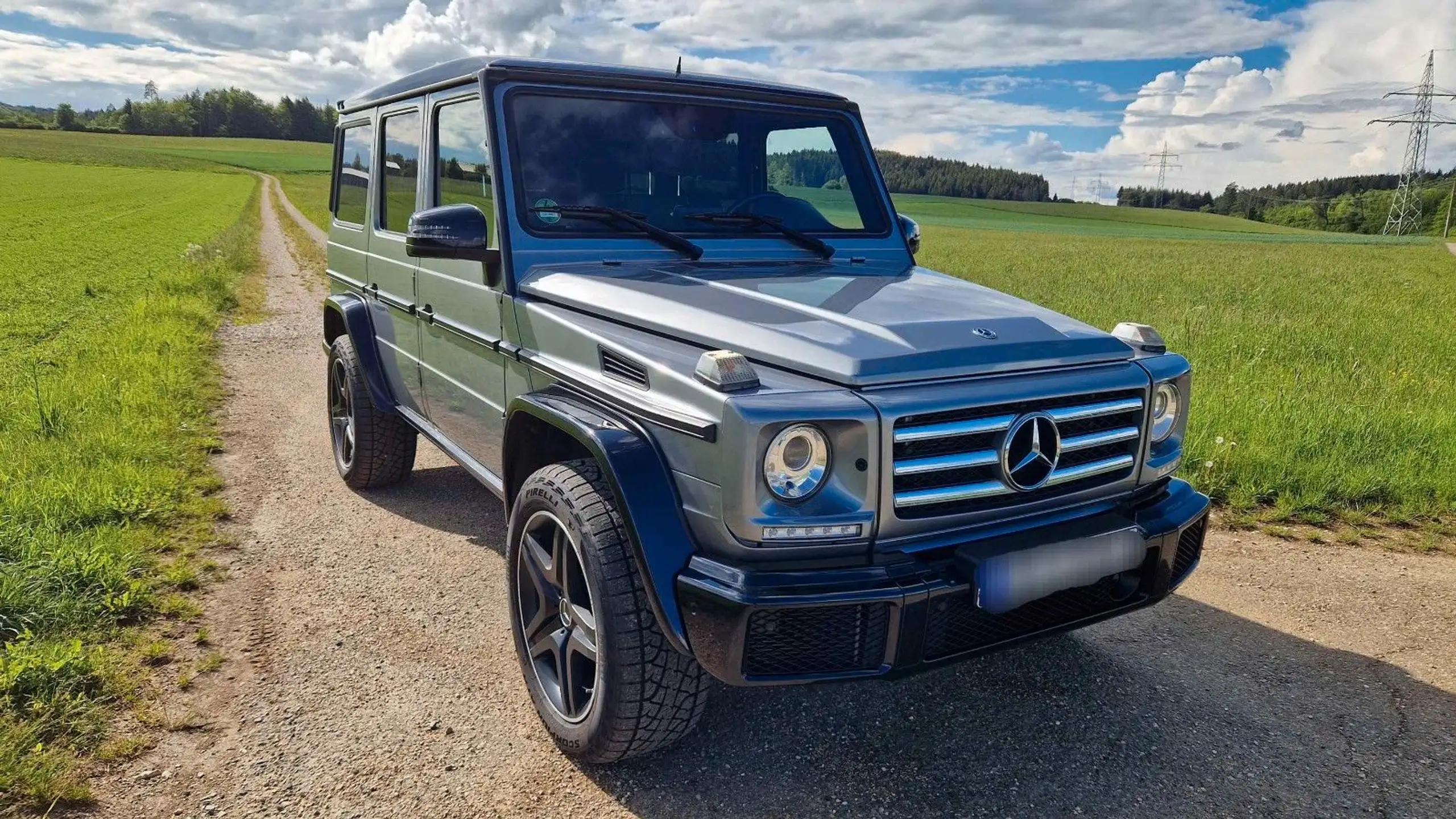 Mercedes-Benz - G 350